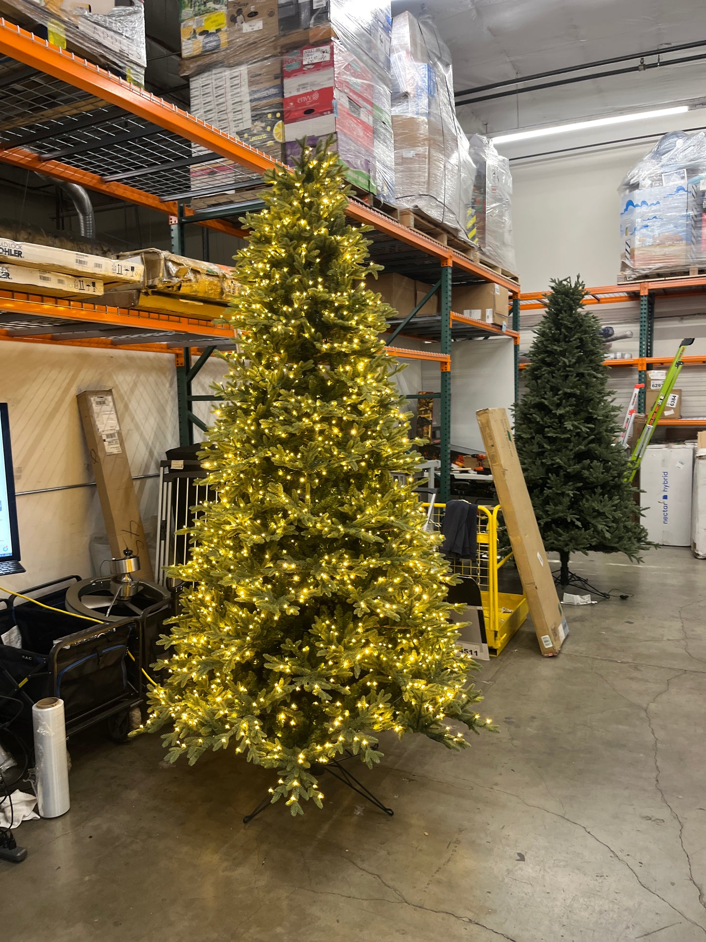 Costco - 9' Pre-lit Radiant Micro LED Artificial Christmas Tree - Retail $699