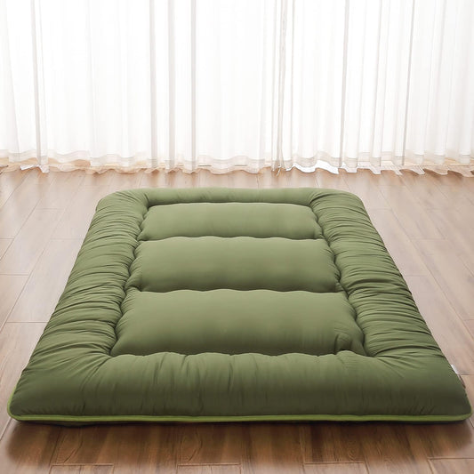 NEW - Japanese FULL Floor Mattress, Futon Mattress with Portable Storage Bag and Washable Cover, Roll Up Thick Tatami Mat Suitable for Camping, Guest Room, Green
