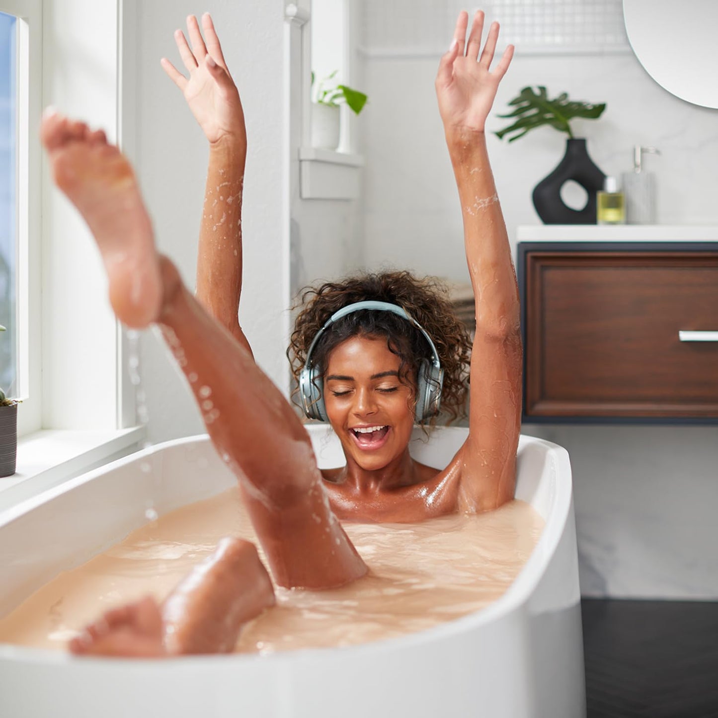 Sprig by Kohler Bergamot + Lemongrass Bath Bomb - Recharge - Retail $10