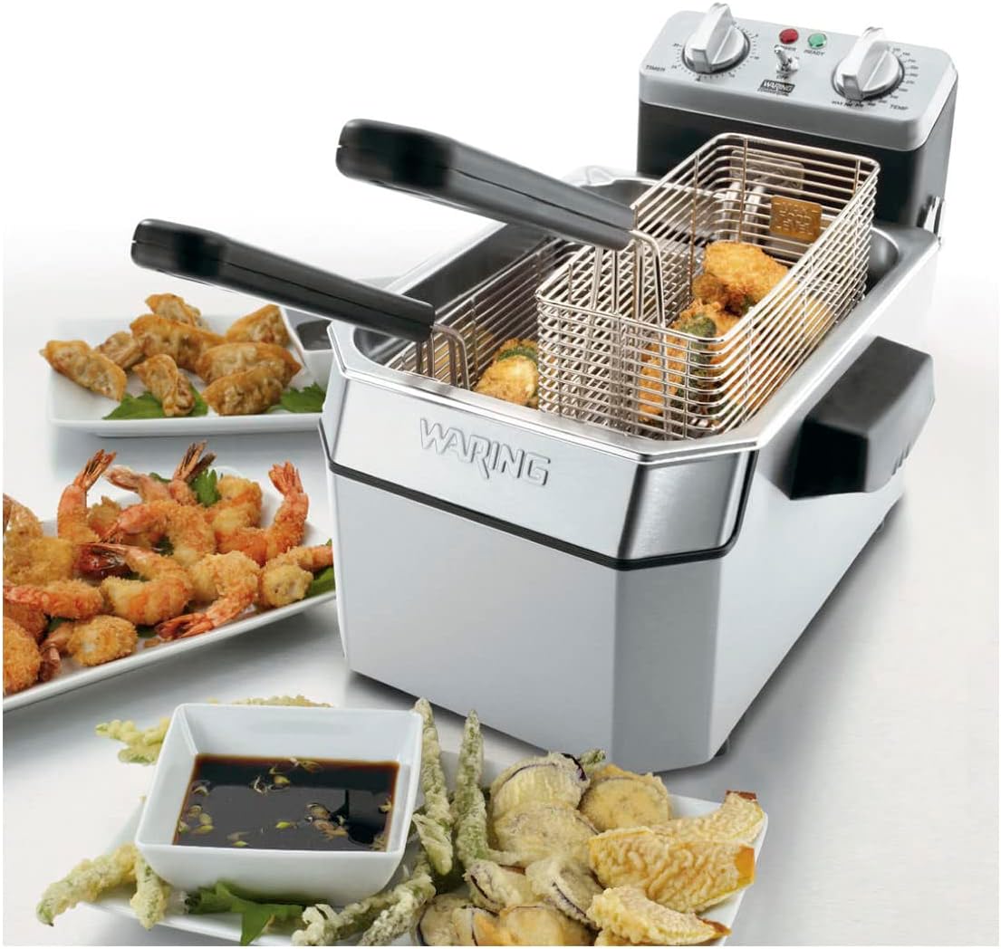 Waring Commercial WDF1000 Heavy Duty 10 lb. Single Basket Deep Fryer , Includes 3 Fry Baskets & Night-Cover-1800W, 120V, 5-15 Plug,Silver - Retail $419