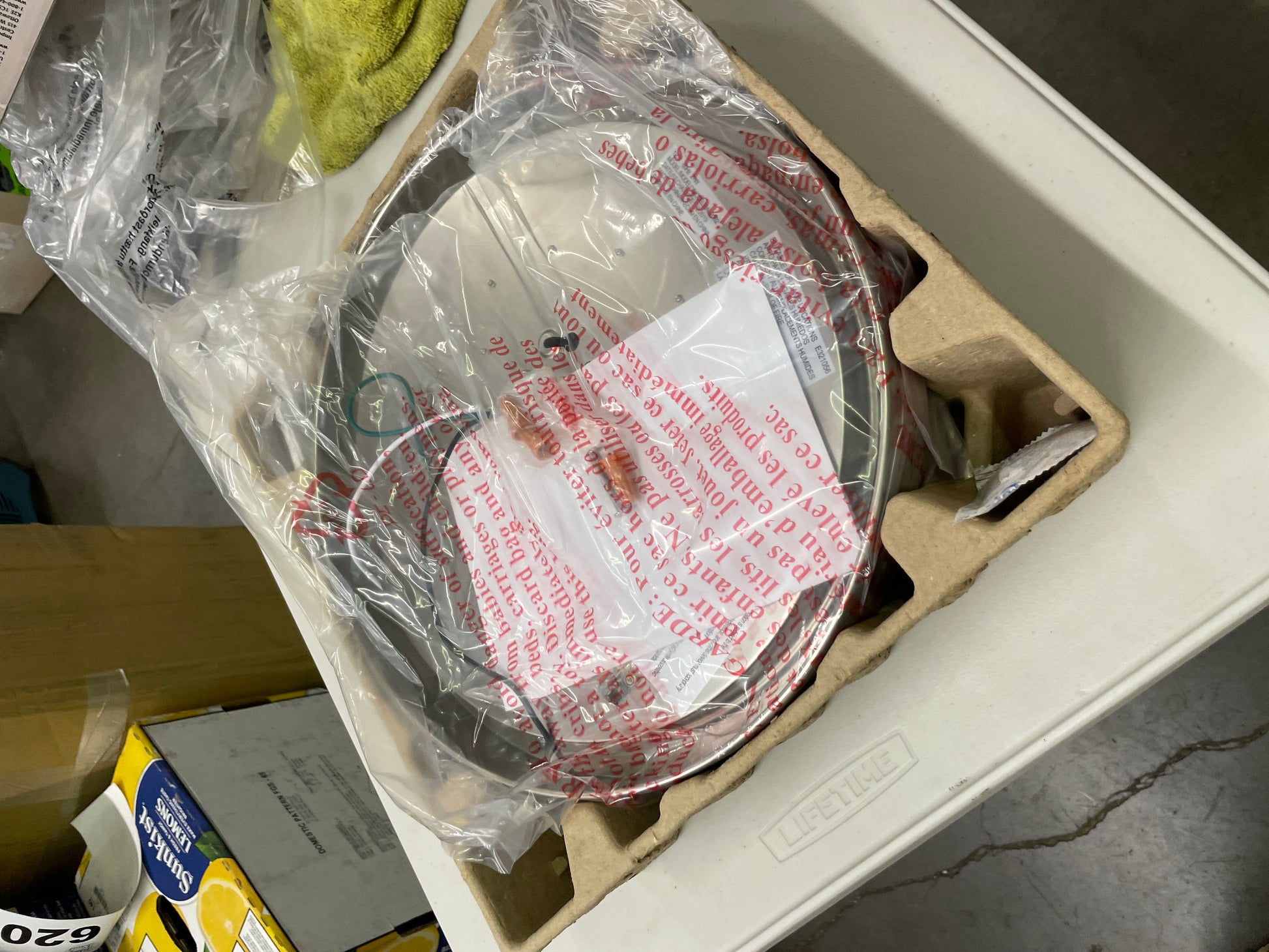 LED FLUSH MOUNT LIGHT - Retail $26