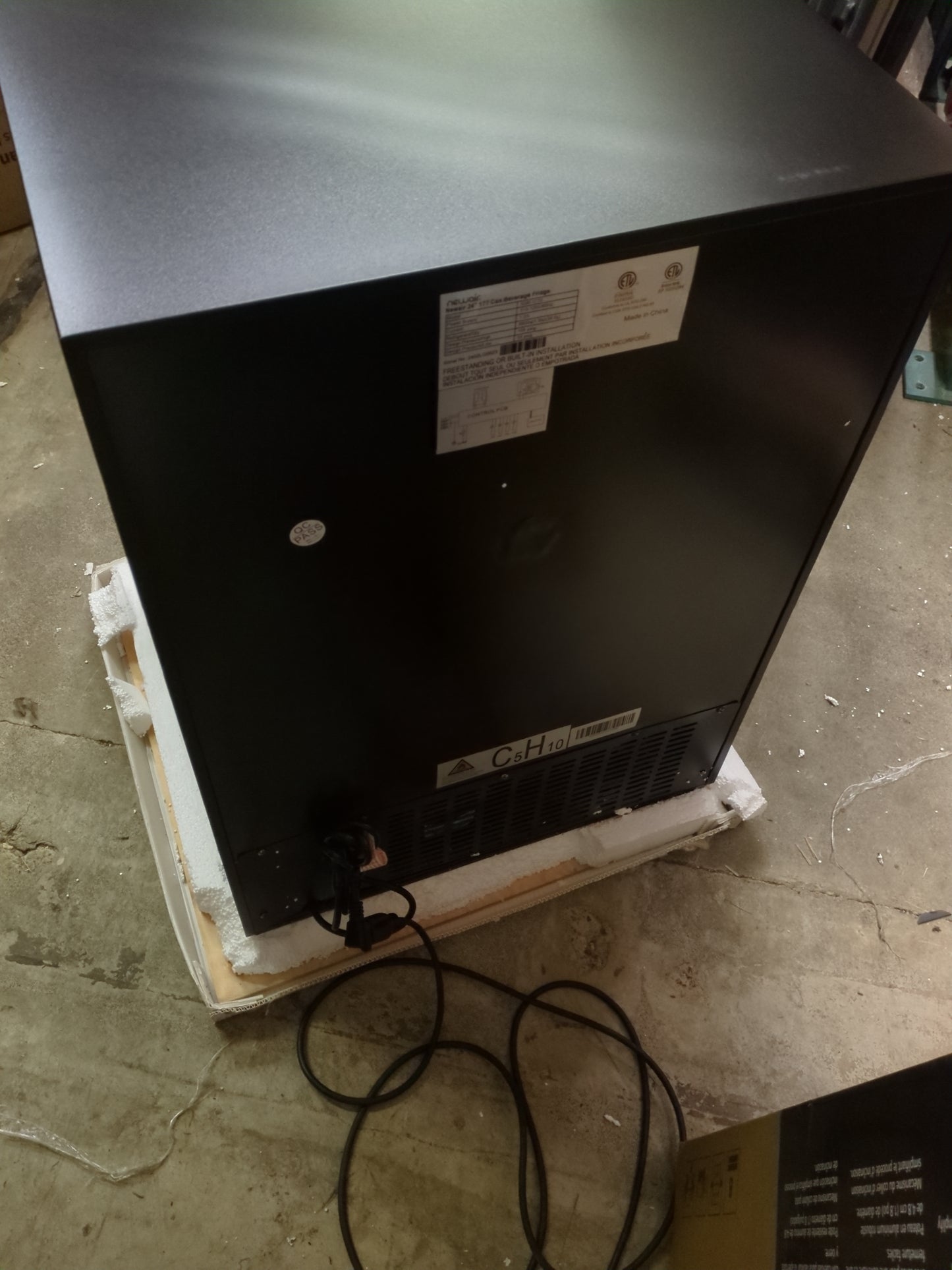 NewAir Beverage Refrigerator Cooler with 177 Can Capacity - Stainless Steel Mini Bar Beer Fridge with Reversible Hinge Glass Door - Cools to 37F - Retail $679