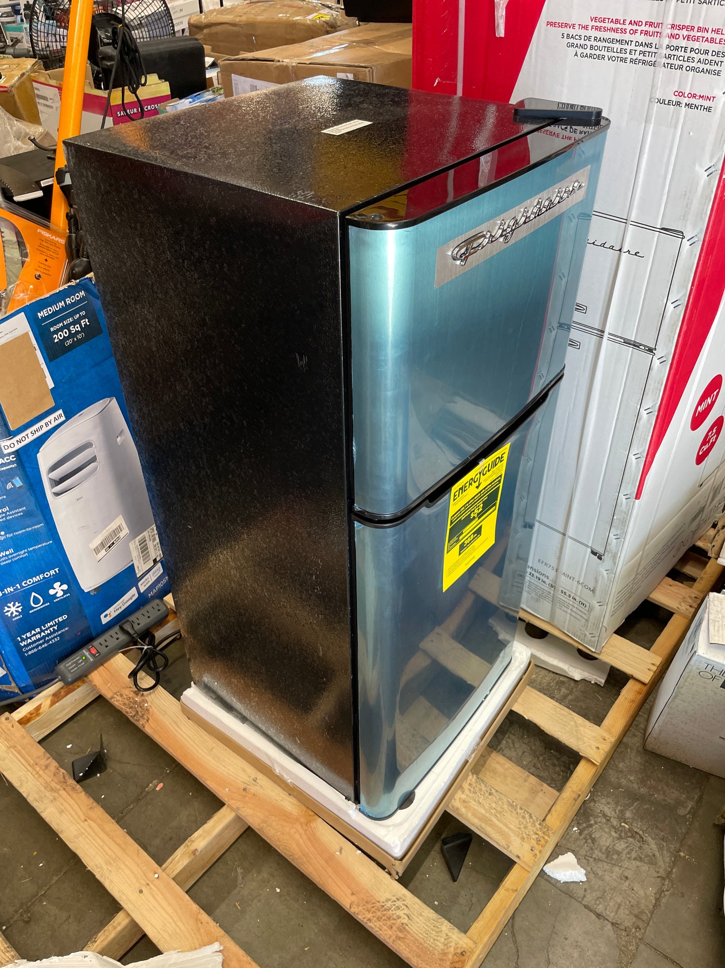 Frigidaire EFR451 2 Door Refrigerator/Freezer, 4.6 cu ft, Platinum Series, Stainless Steel, Double - Retail $359