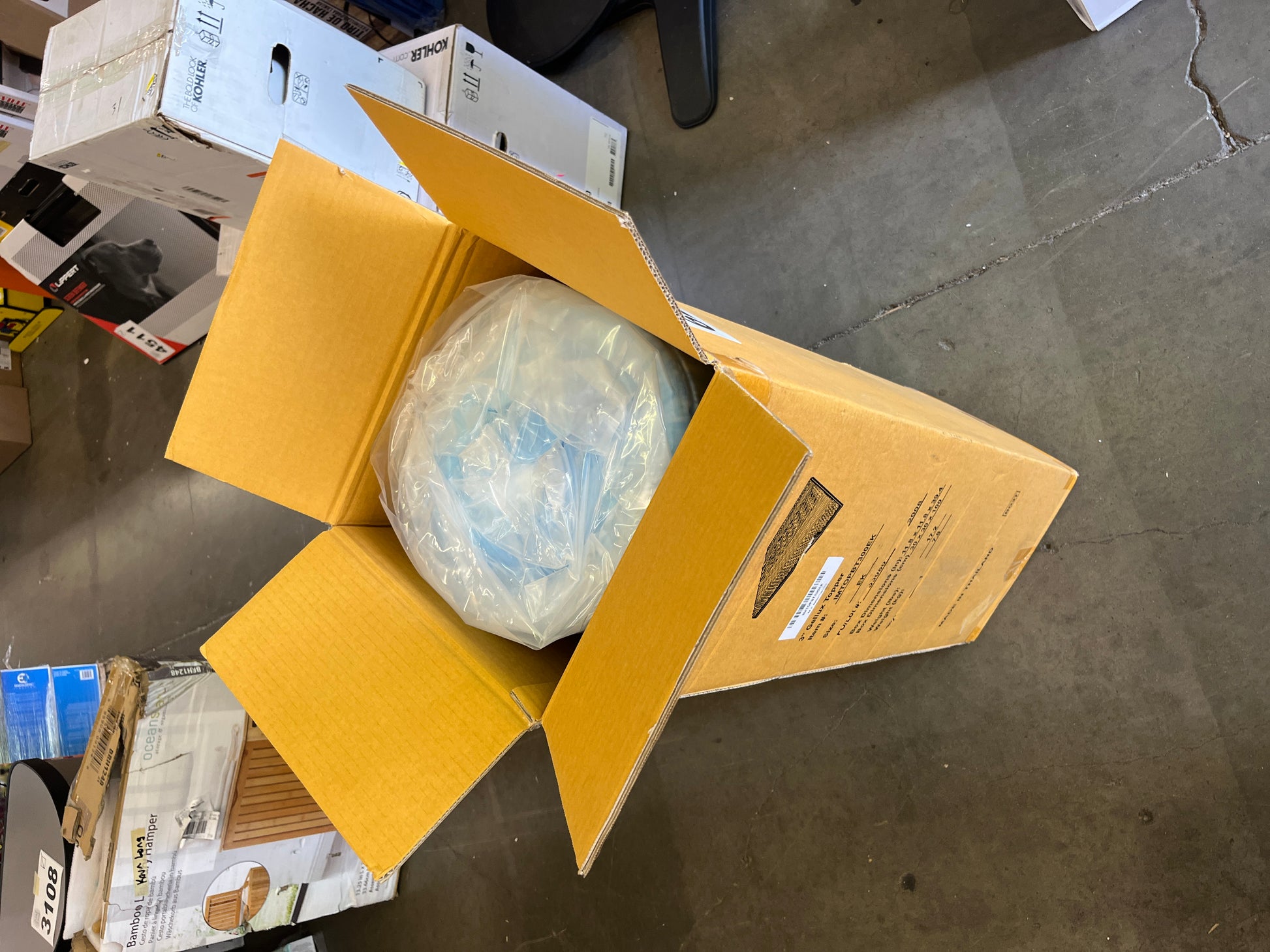 THOMASVILLE 3" GEL KING - Retail $124