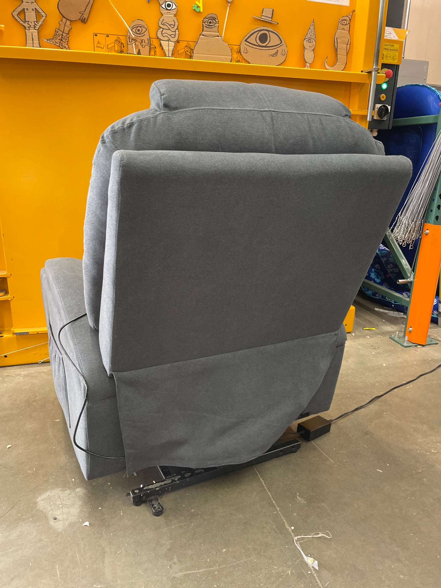 YITAHOME Power Lift Recliner Chair for Elderly, Electric Lift Chair with Heat and Massage, Fabirc Recliner Sofa with 2 Cup Holders, Side Pockets & Remote Control for Living Room,Grey - Retail $359