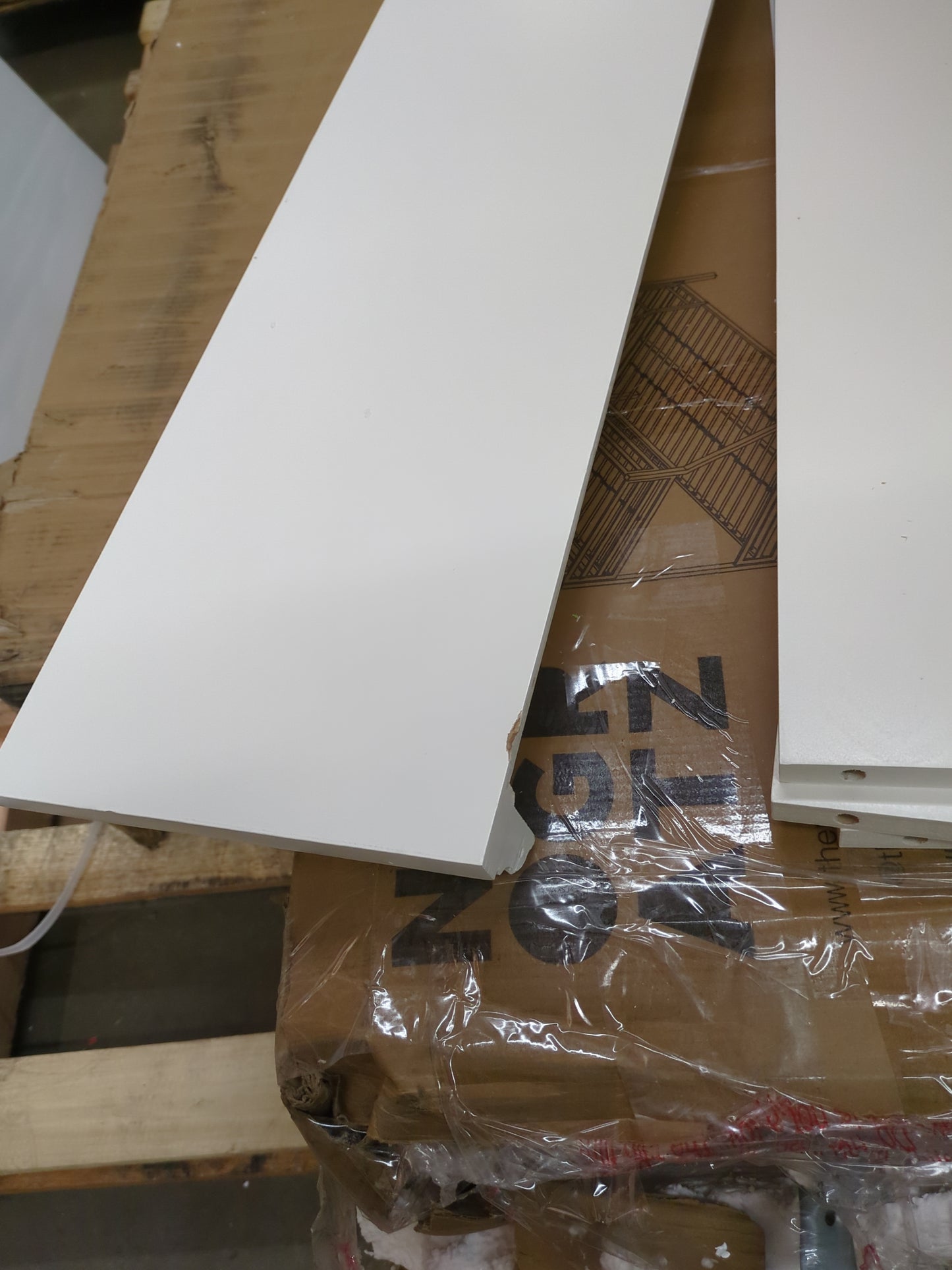 Furniture HotSpot Sliding Door Media Cabinet - White - Retail $249