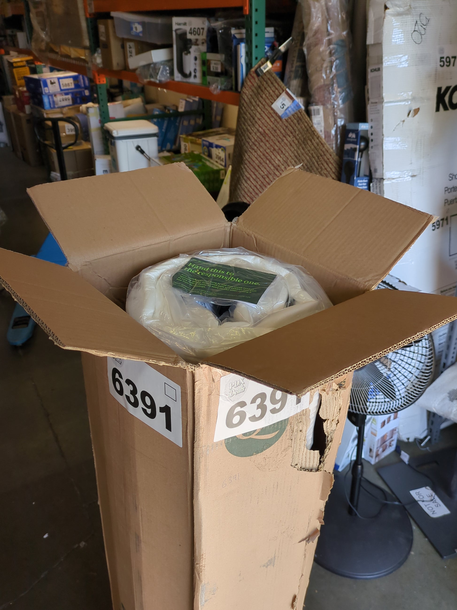 ZINUS 10 Inch Spring Sensation Hybrid Mattress [New Version], Queen, Fiberglass free, Medium Firmness, Durable Support, Certified Safe Foams & Fabric, Mattress in A Box - Retail $239