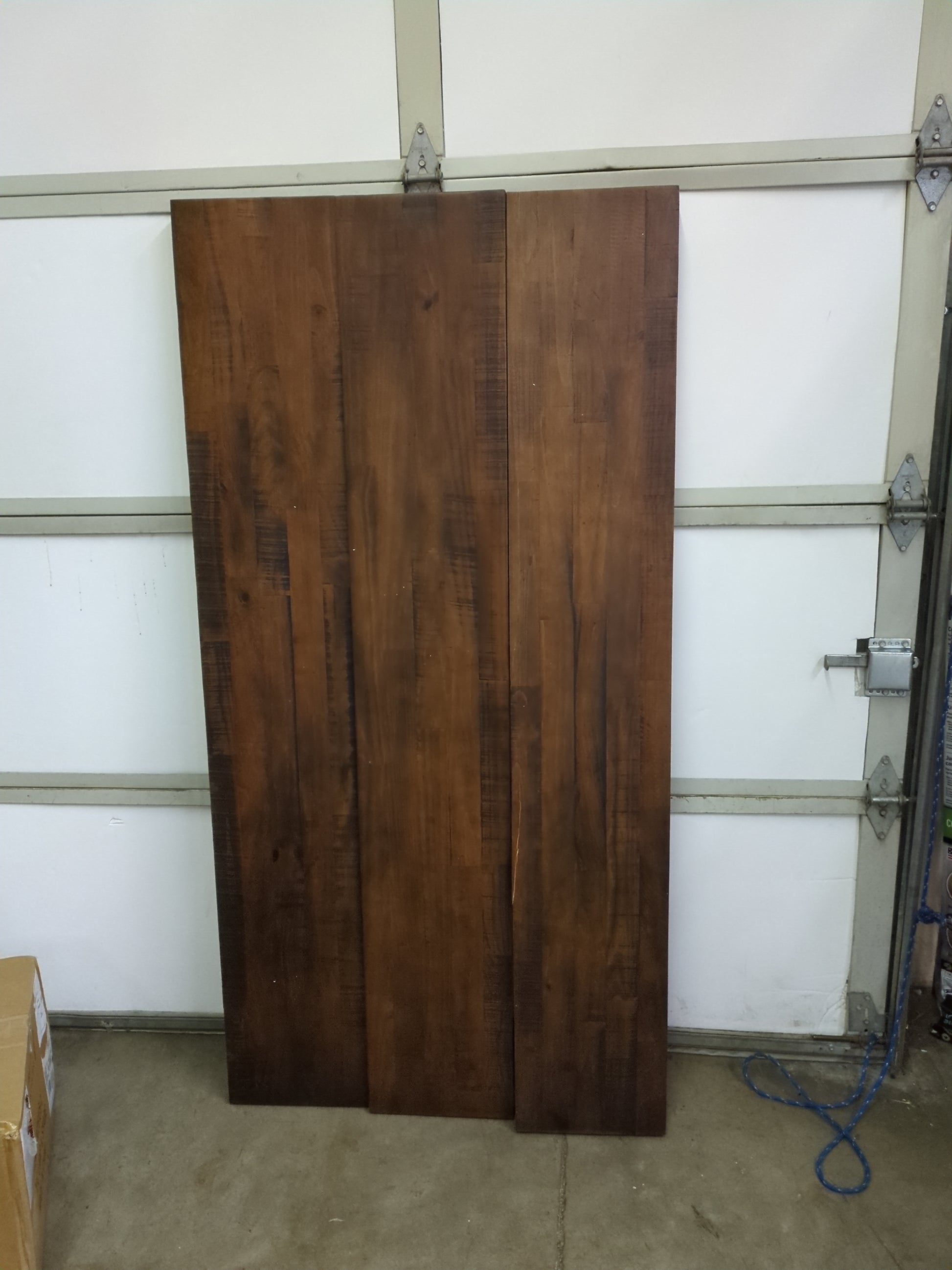 Walker Edison Andre Modern Solid Wood Dining Table, 72 Inch, Mahogany - Retail $225