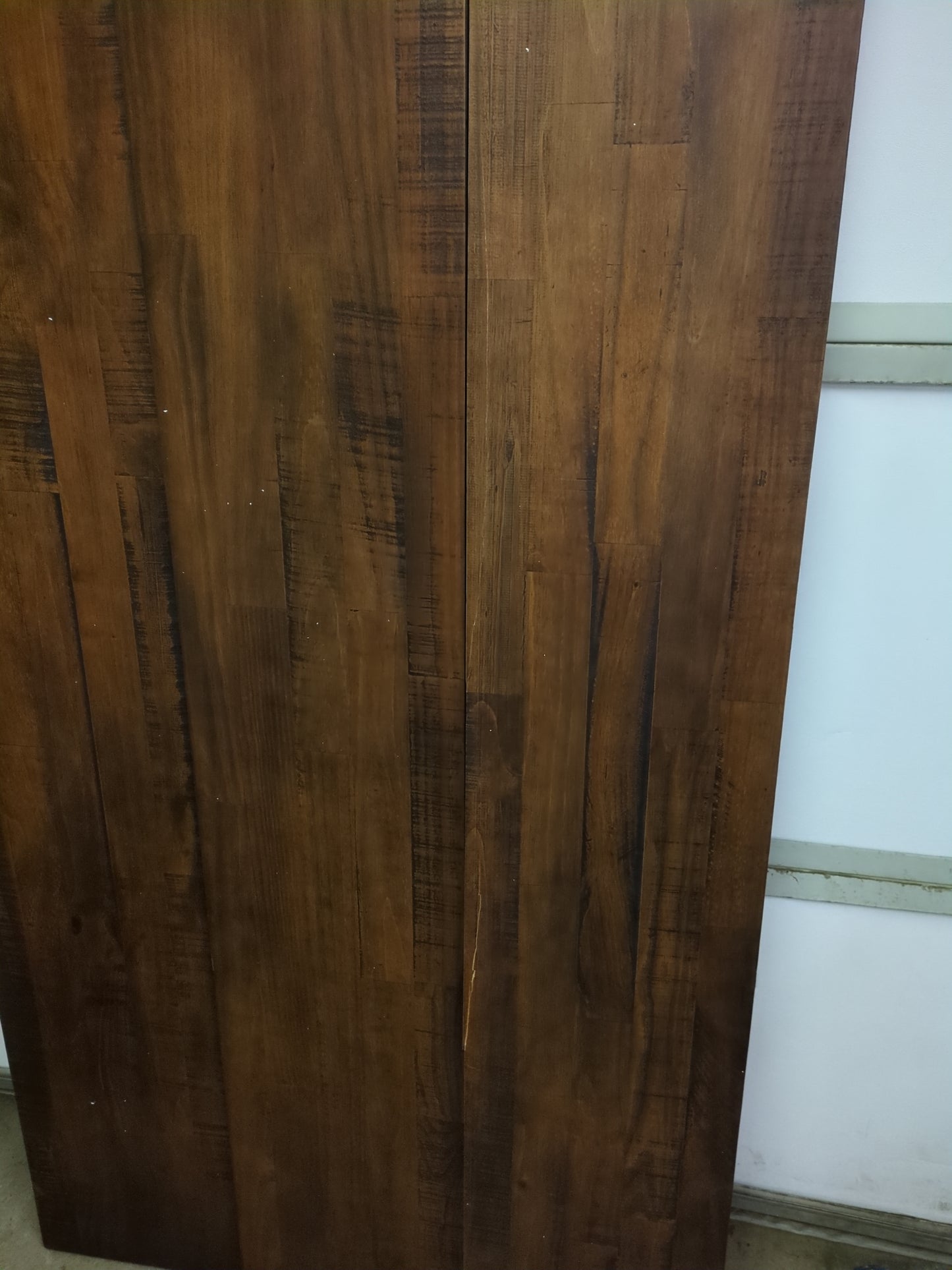 Walker Edison Andre Modern Solid Wood Dining Table, 72 Inch, Mahogany - Retail $225