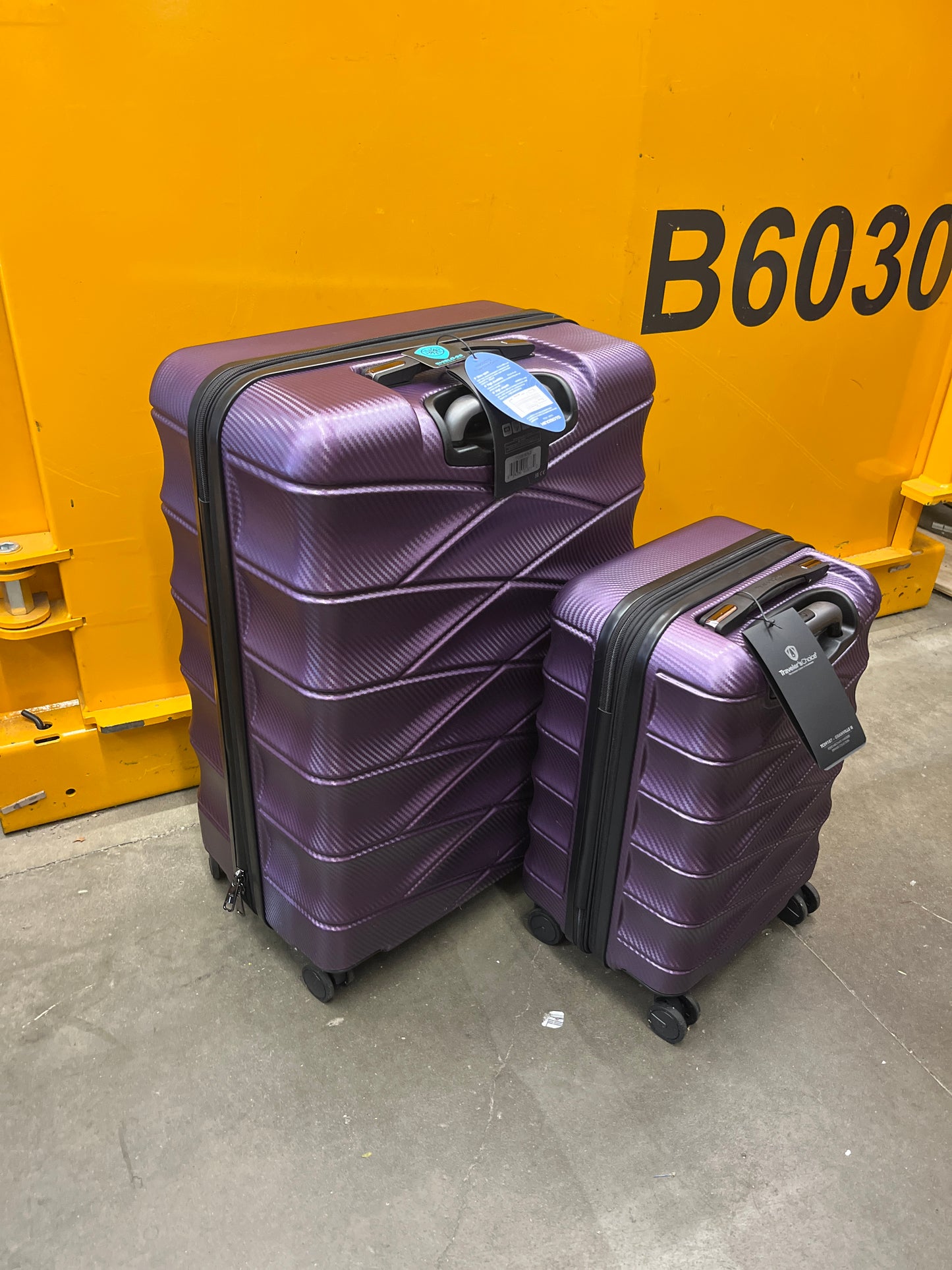 DELSEY 2 PC SOFT SIDE BLK - Retail $179