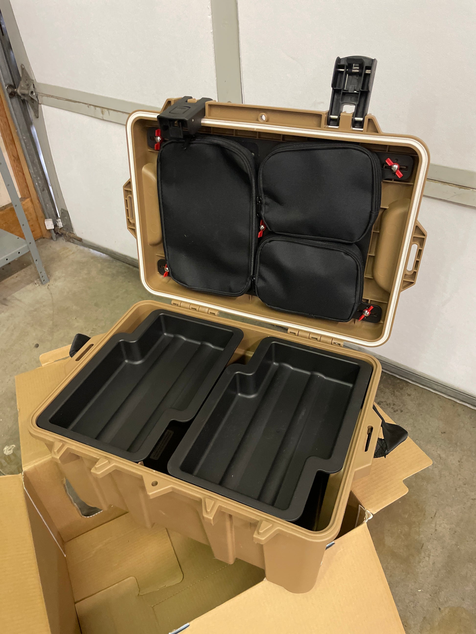 COHO PACK AND CARRY BOX - Retail $49