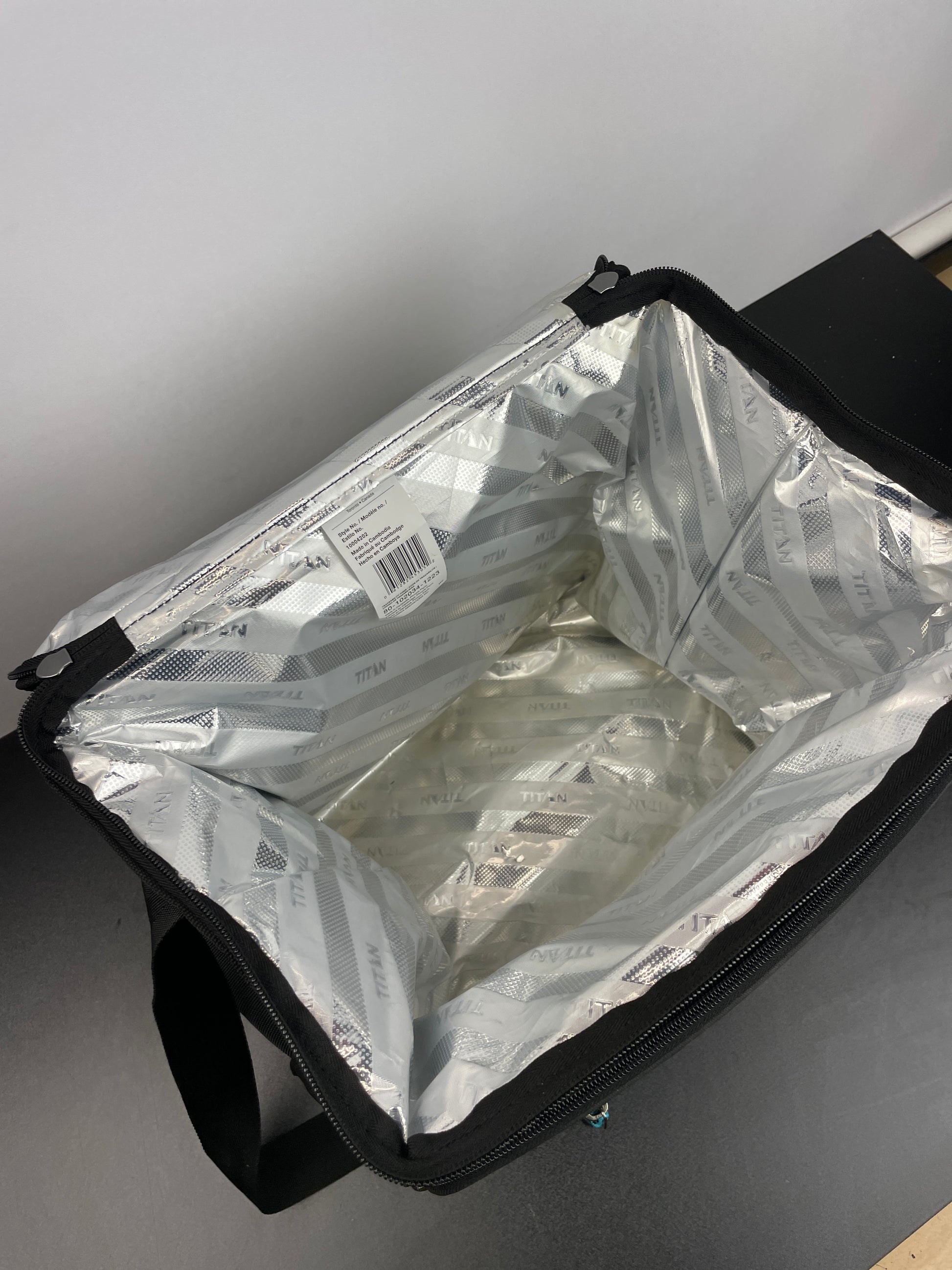 TITAN 40-CAN COOLER - Retail $29