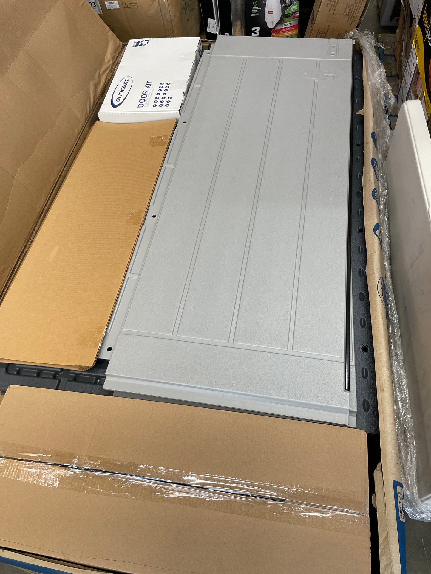 SUNCAST 10'X7' BARNDOOR - Retail $1499