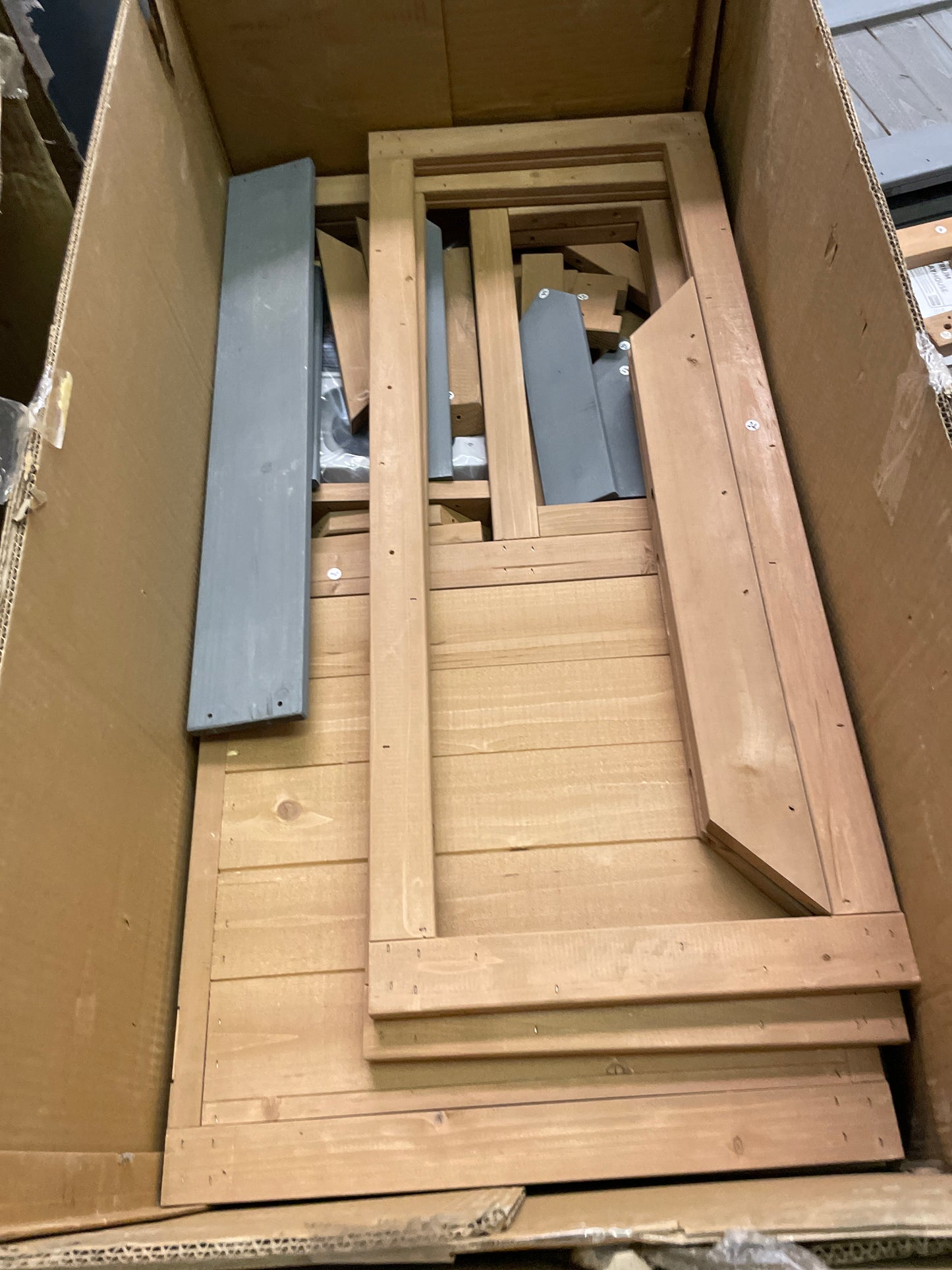 ATRIUM OUTDOOR PLAYHOUSE - Retail $379