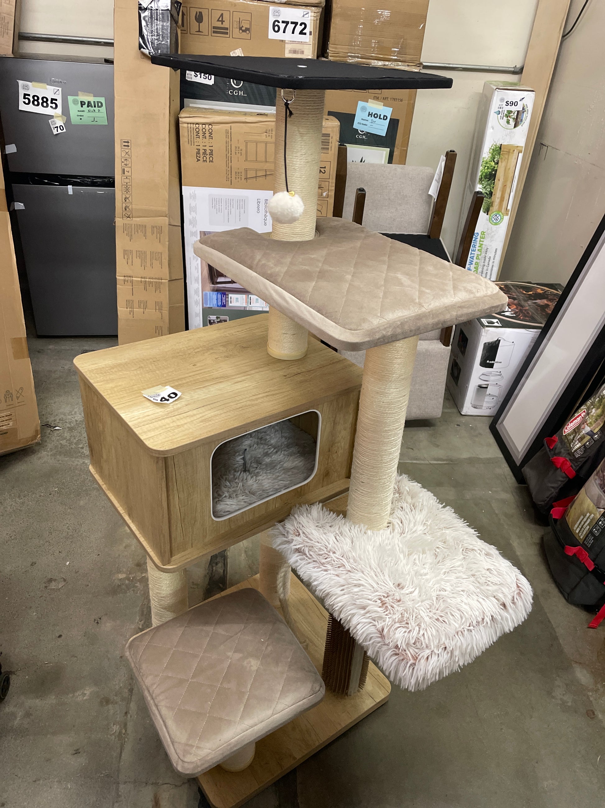 Catry Kasio 55 inch Brown Cat Tree, With 6 Levels and Large Condo - Retail $100
