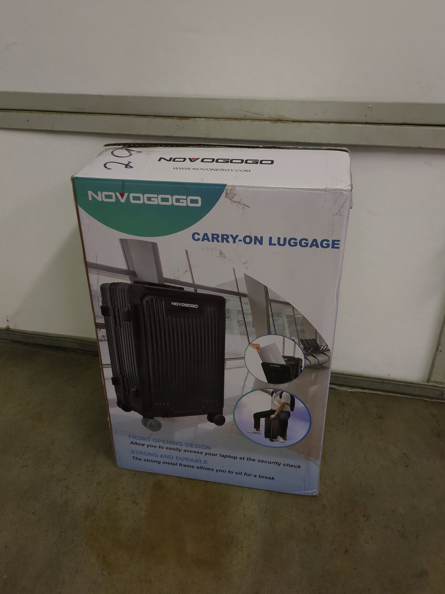 NOVOGOGO CARRY ON - Retail $129