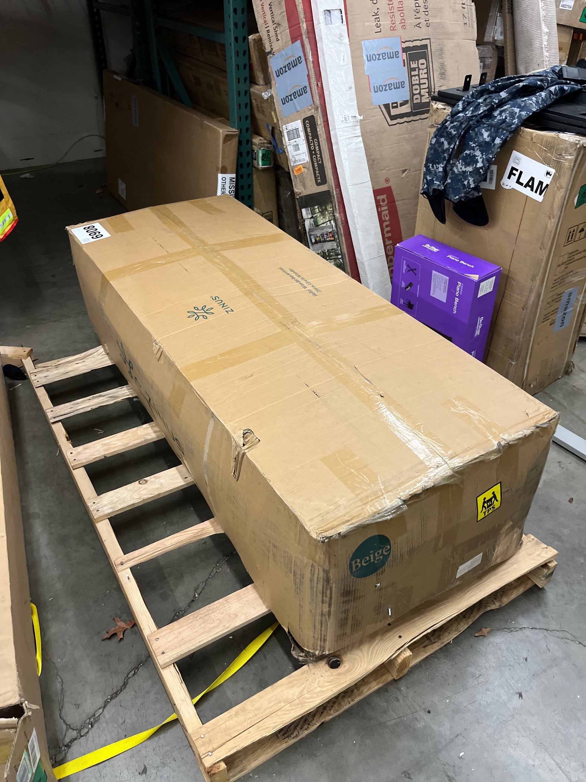 ZINUS Josh Sofa Couch, Easy, Tool-Free Assembly, Beige - Retail $425