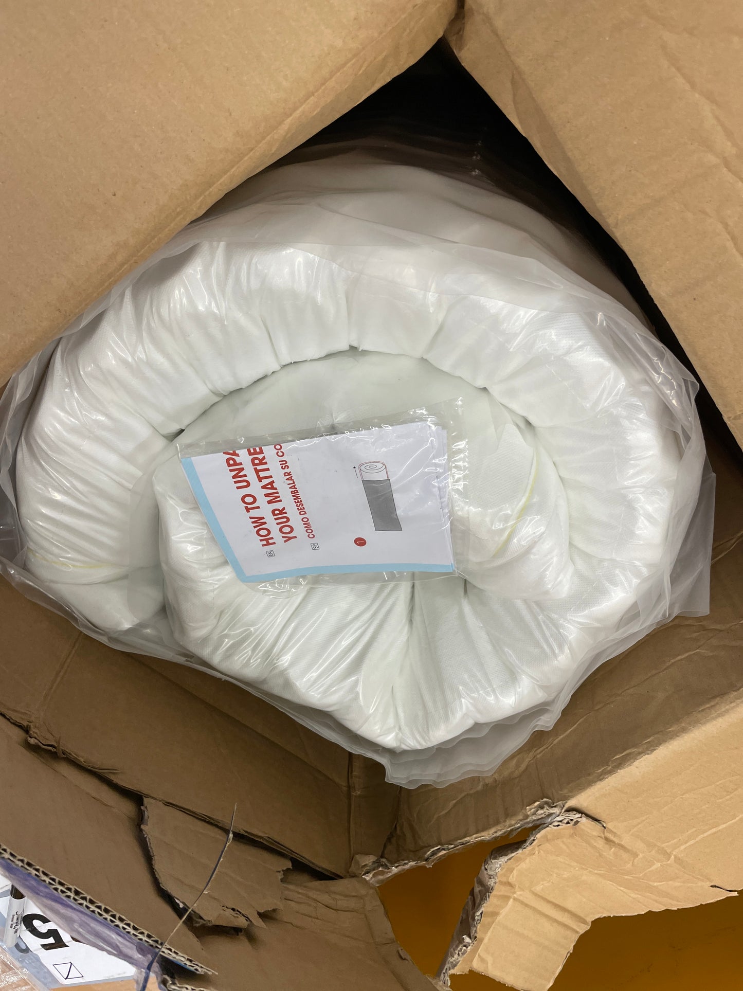 Best Price Mattress 8 Inch Tight-Top Pocket Spring-Mattress - Motion Isolation Individually Encased Pocket Springs, Comfort Foam-Top, CertiPUR-US Certified Foam, Queen, White - Retail $273