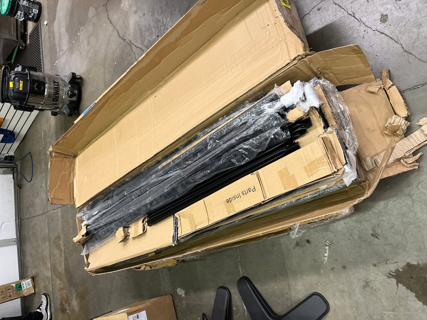 DHP Sammie Twin over Futon Metal Bunk Bed, Black - Retail $268