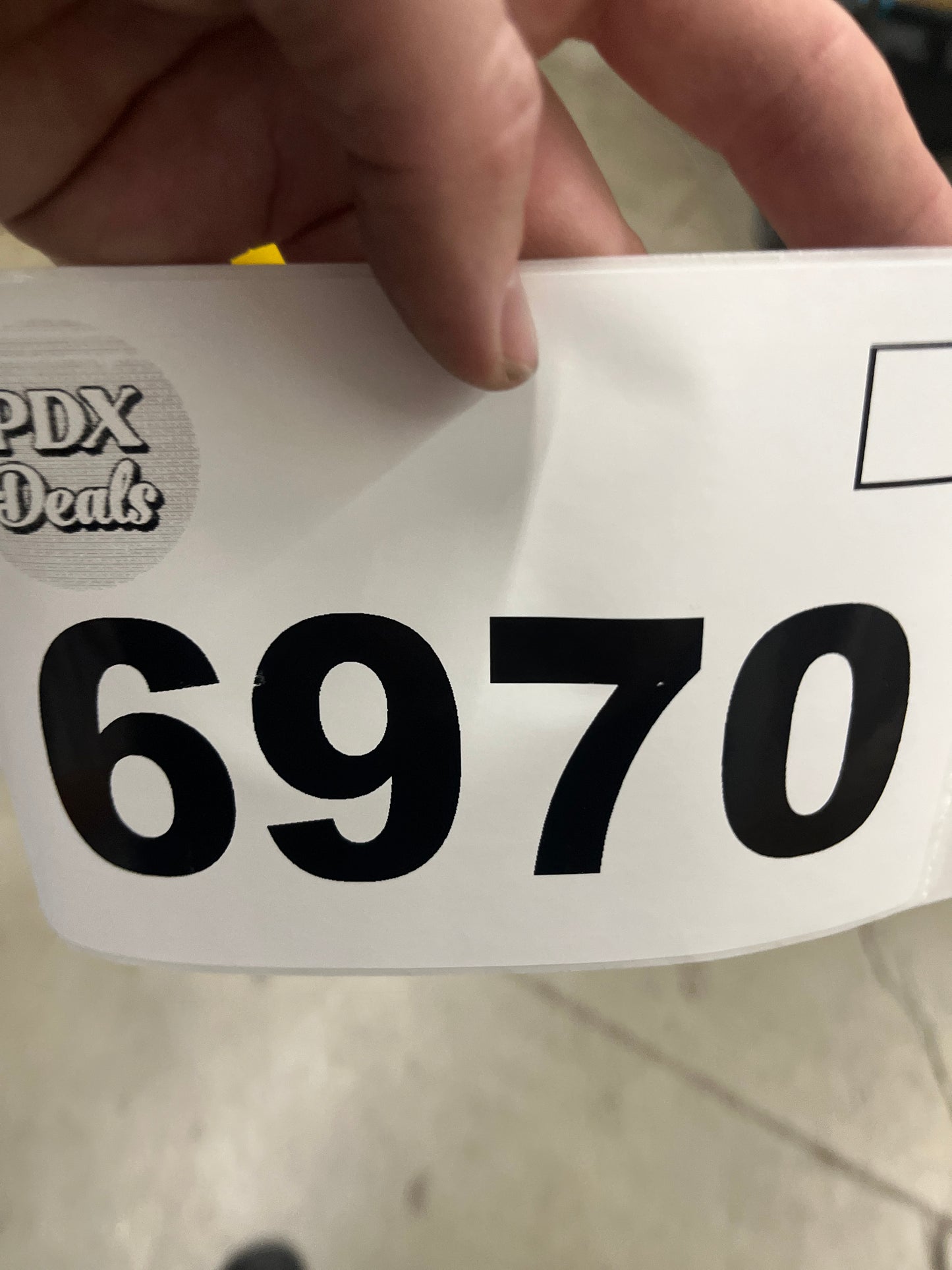 Like NEW - Costco - CORE 6-Person Lighted Dome Tent - Retail $115