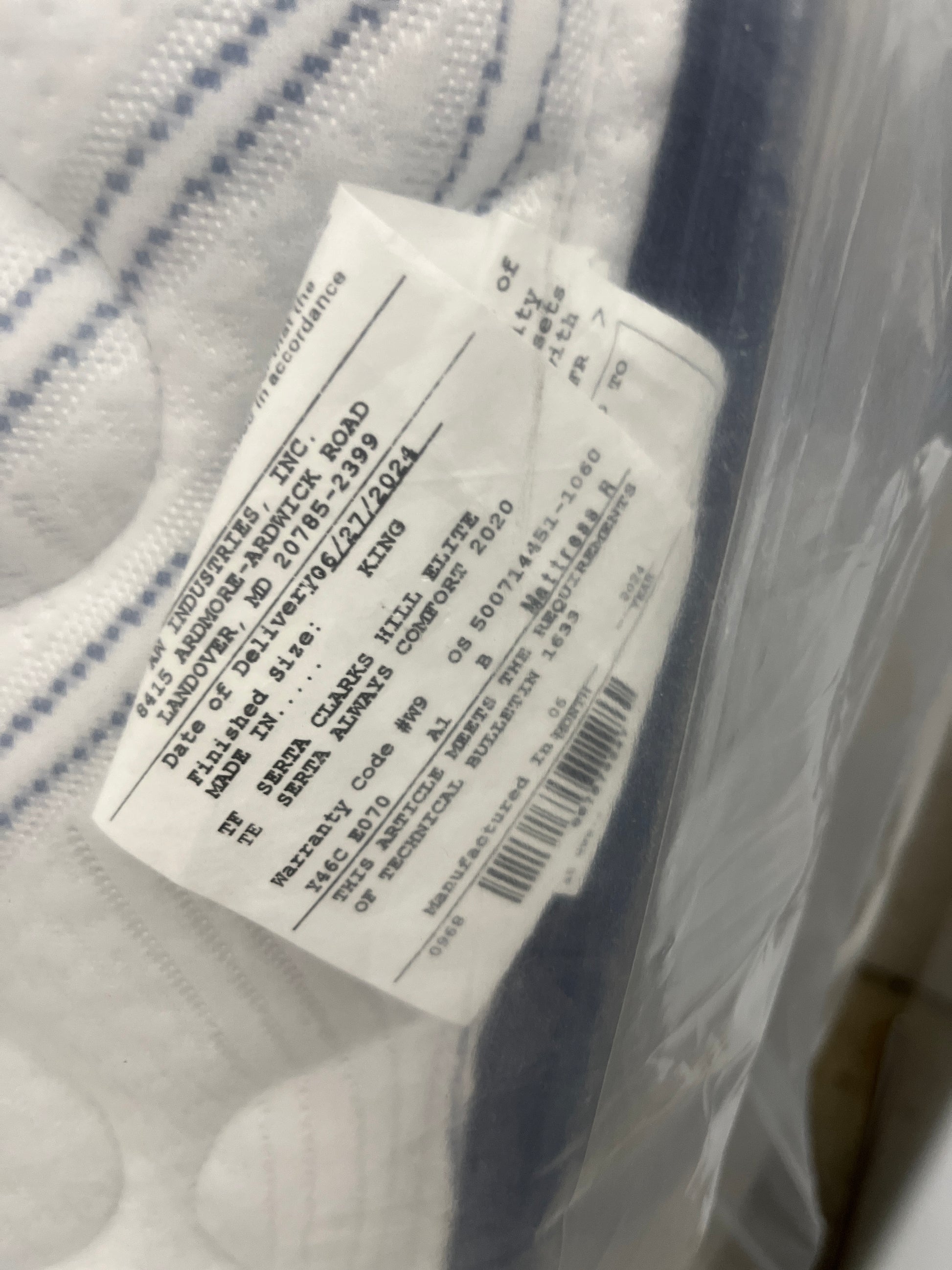 NEW - Flash Furniture Madelyn Folding Card Table - Gray | Portable Square Table with Collapsible Legs,Grey - Retail $58