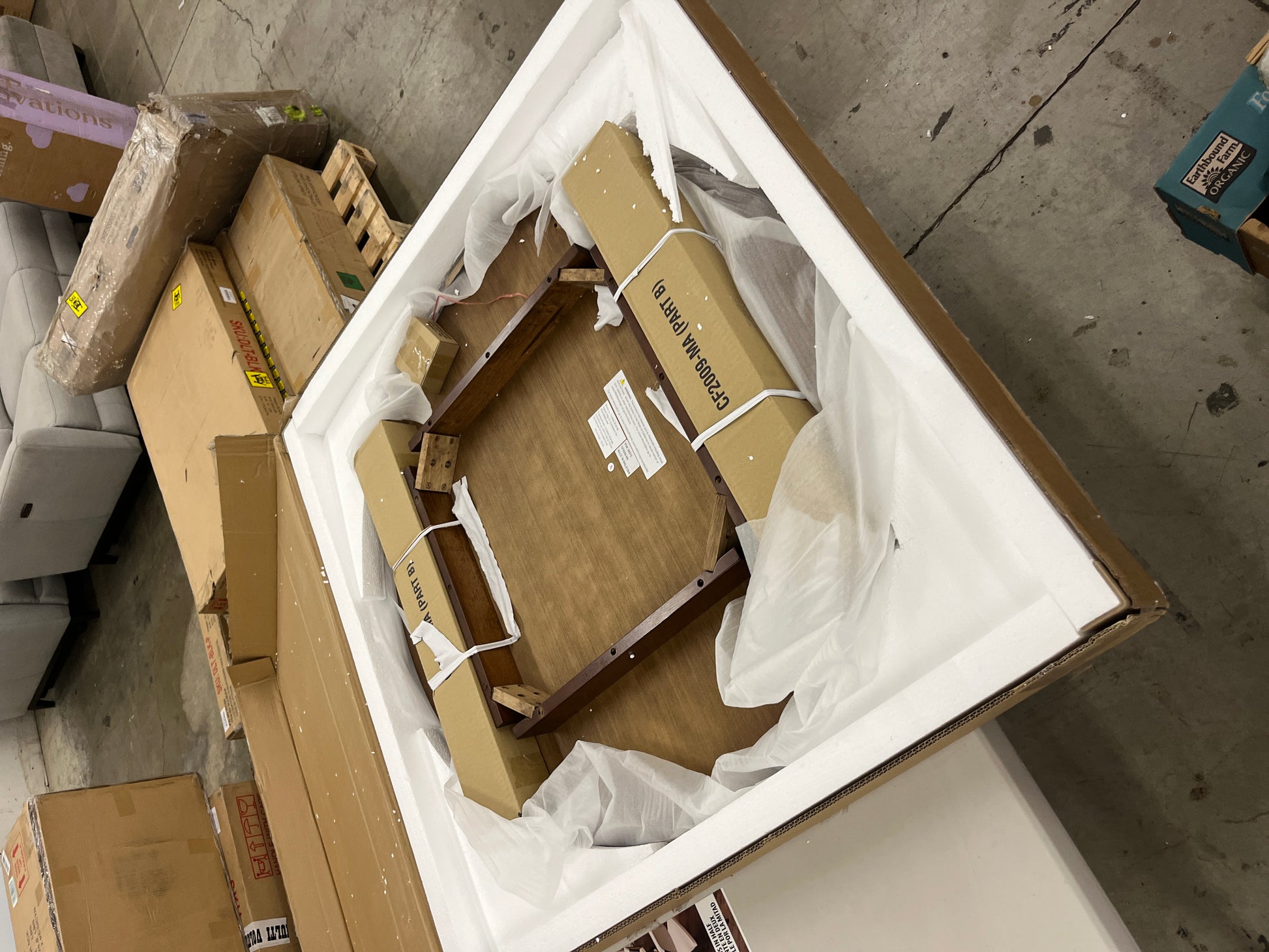 Crosley Furniture Landon Mid-Century Modern Round Wood Dining Table, Mahogany - Retail $319