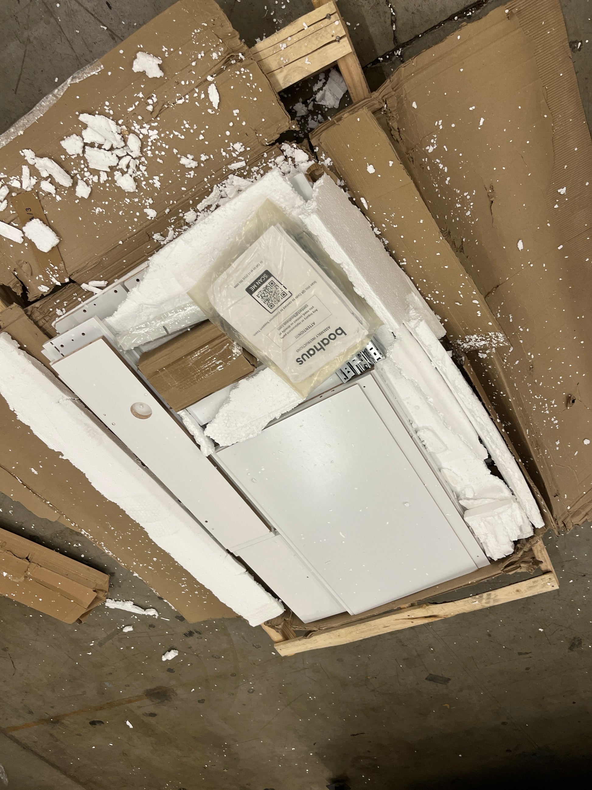 Boahaus Alana White Makeup Vanity Desk with Mirror and Lights, Crystal Knobs, 5 Drawers for Ample Storage, Glas Top, Elegant White Dressing Table with Mirror for Bedroom - Retail $254