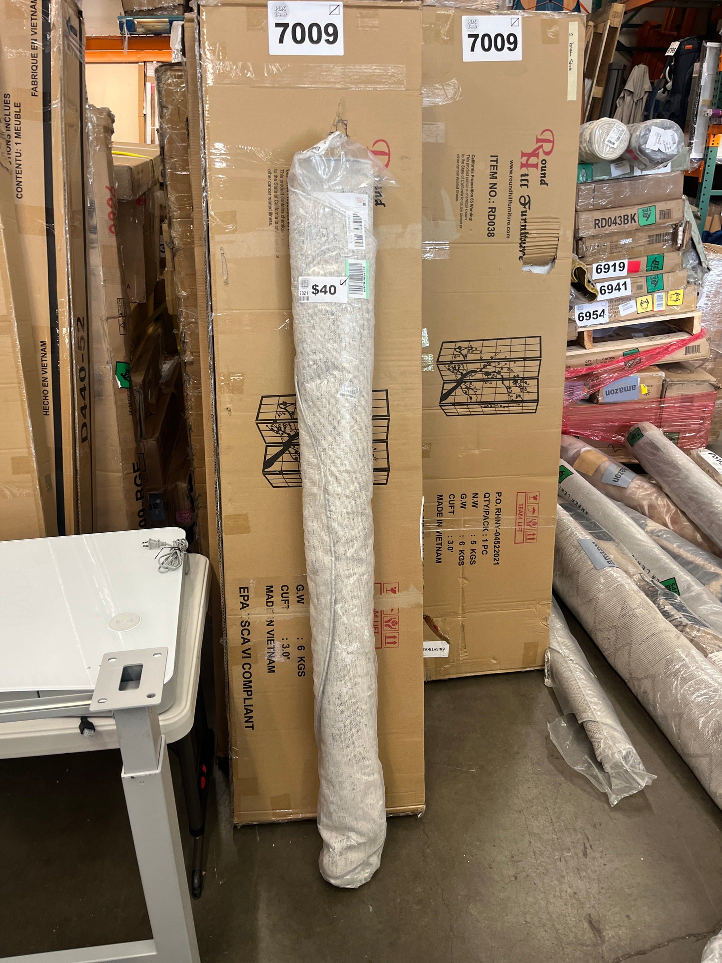 Loloi Amber Lewis x Alie Collection, Sand & Sky 5'-3" x 5'-3" Round Area Rug â€“ Antique & Modern Accent Rugs for Living Room, Bedroom, Entryway & Hallway, No Shed High Traffic Area Home Decor Rug - Retail $72