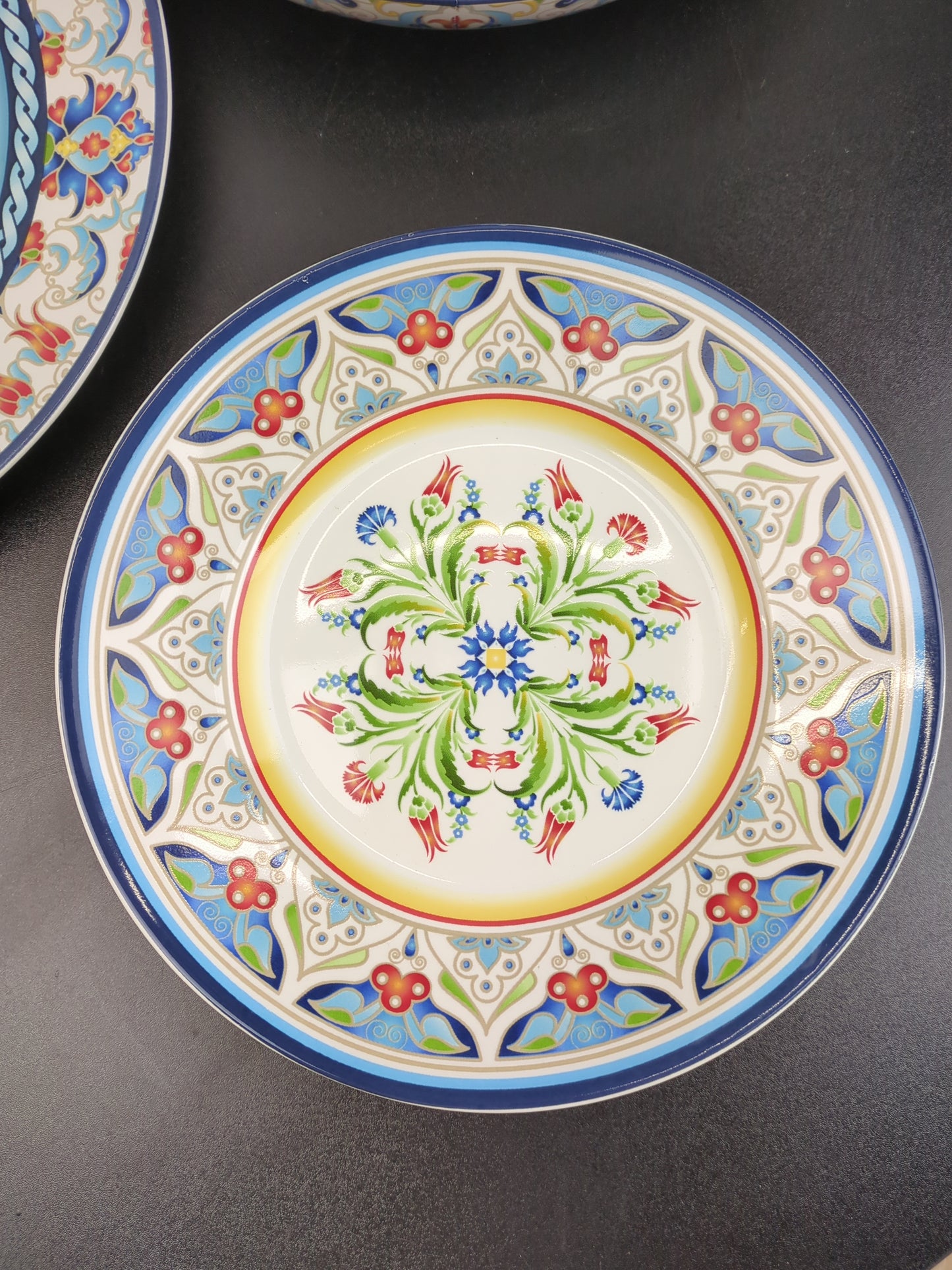 PTS TUNISIA DINNERWARE - Retail $59