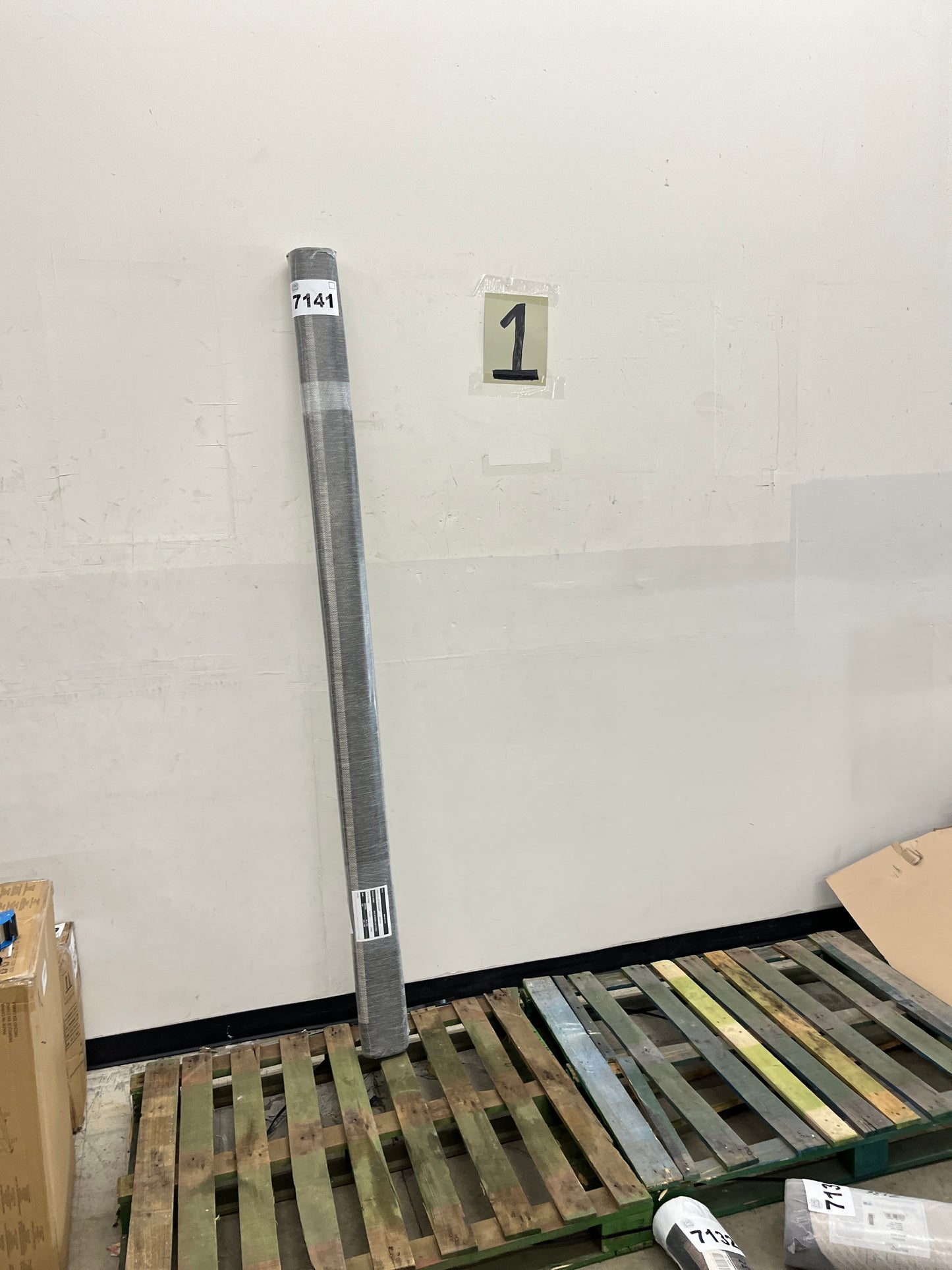 NAPLES ACE BOR STEEL 8X10 - Retail $149