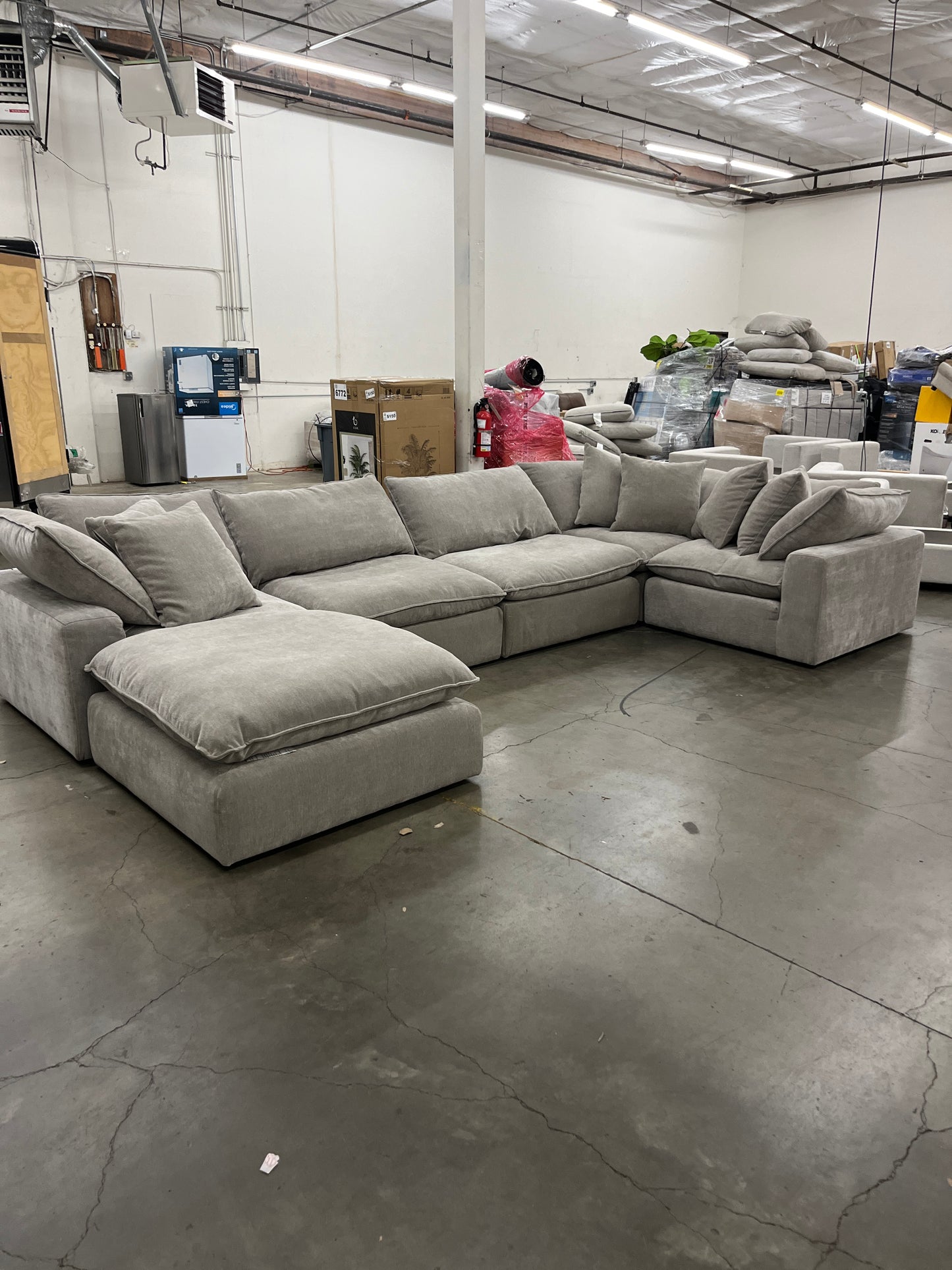 LOWELL 8PC MOD SECT - Retail $2399