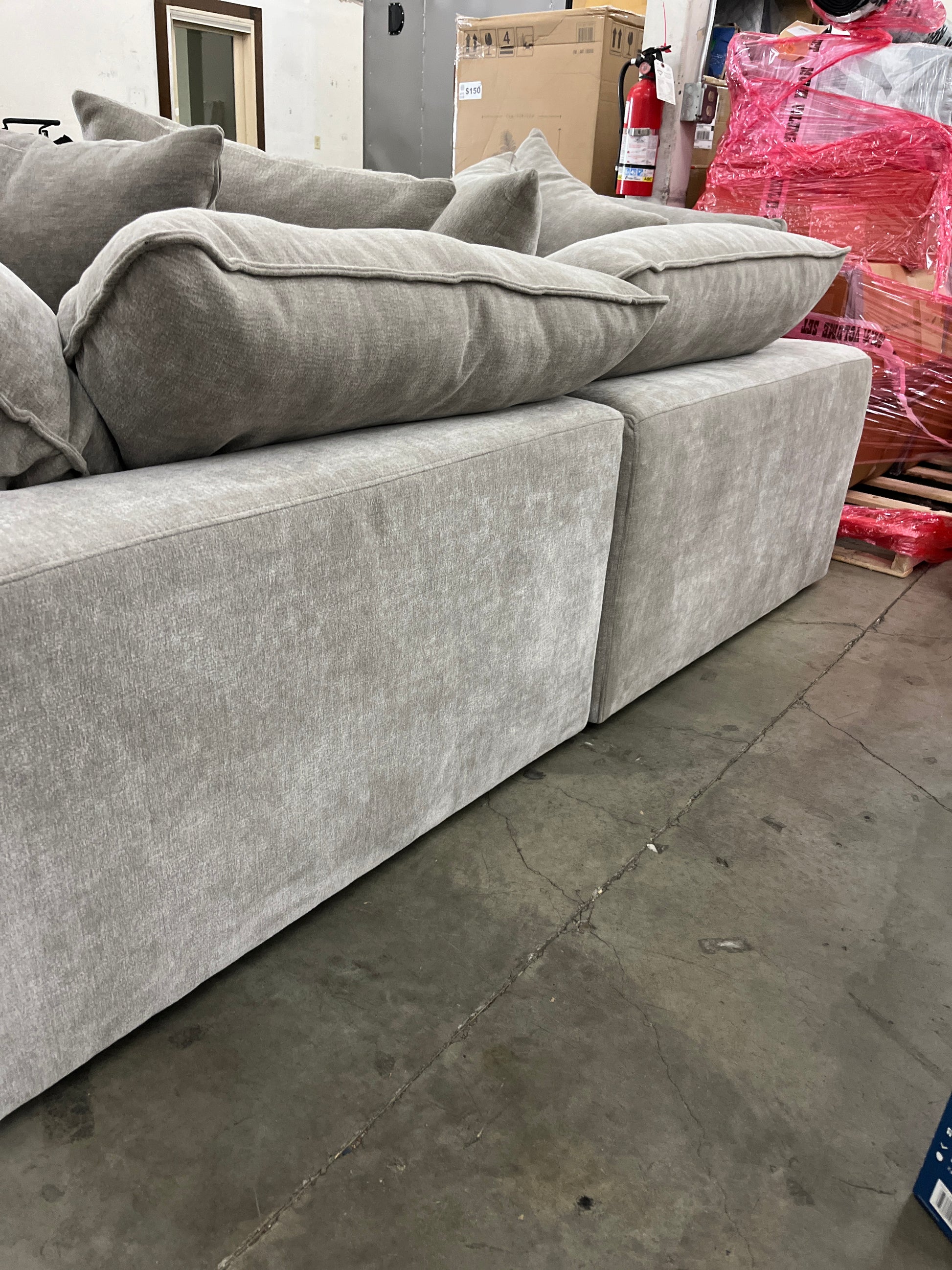 LOWELL 8PC MOD SECT - Retail $2399