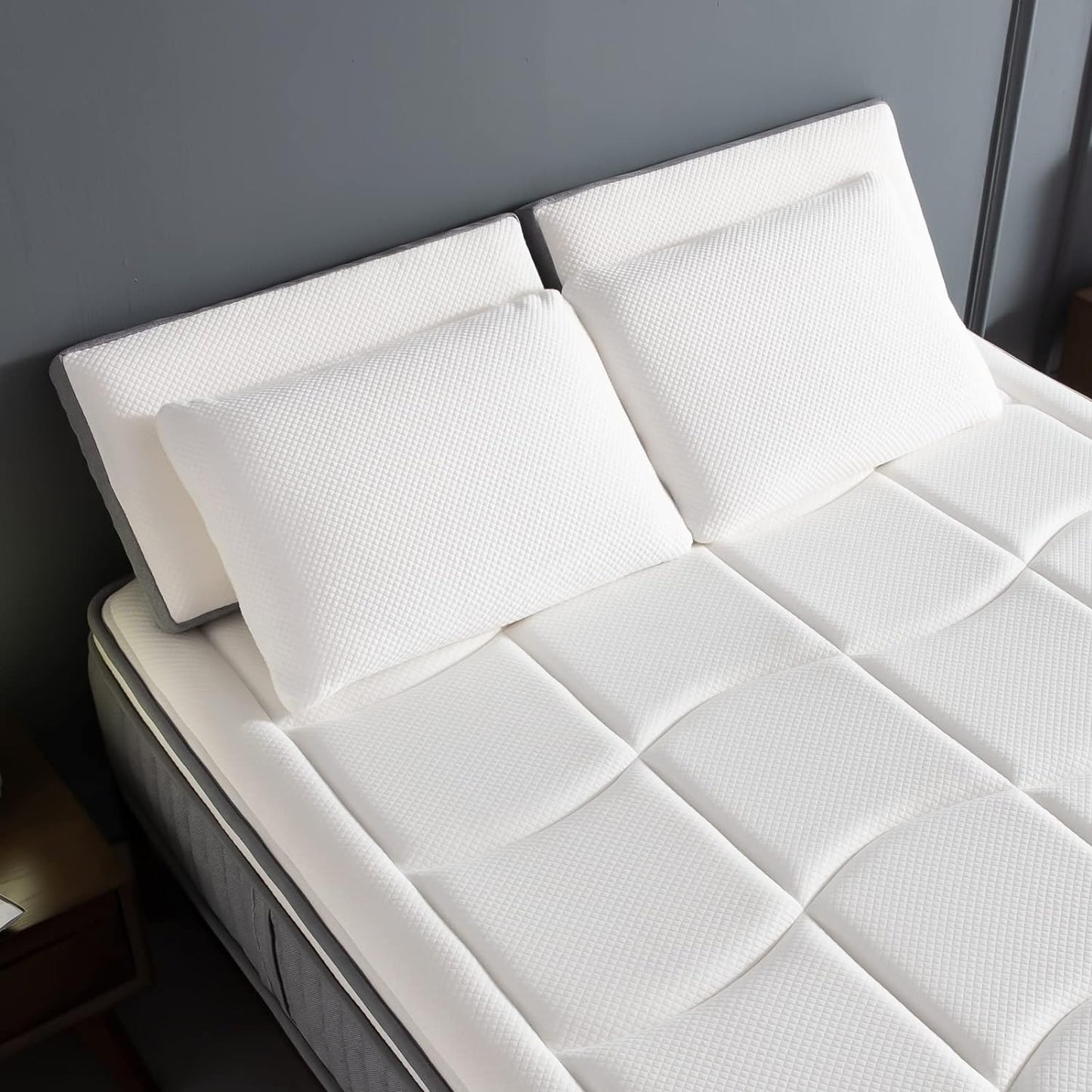 NEW - DIGLANT 12 Inch QUEEN Cool Gel Memory Foam Hybrid Mattress, Euro Top Pocket Spring Mattress in a Box, Balance Support & Motion Isolation, Medium Feel Mattress, CertiPUR-US Certified - Retail $567