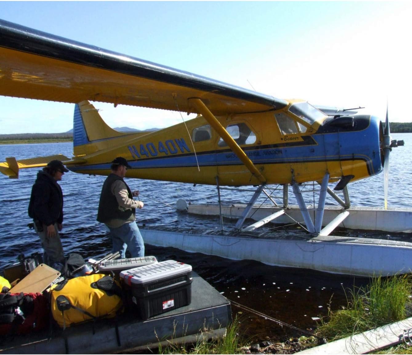 Rubbermaid 1172 ActionPacker Storage Box, 24 Gallon