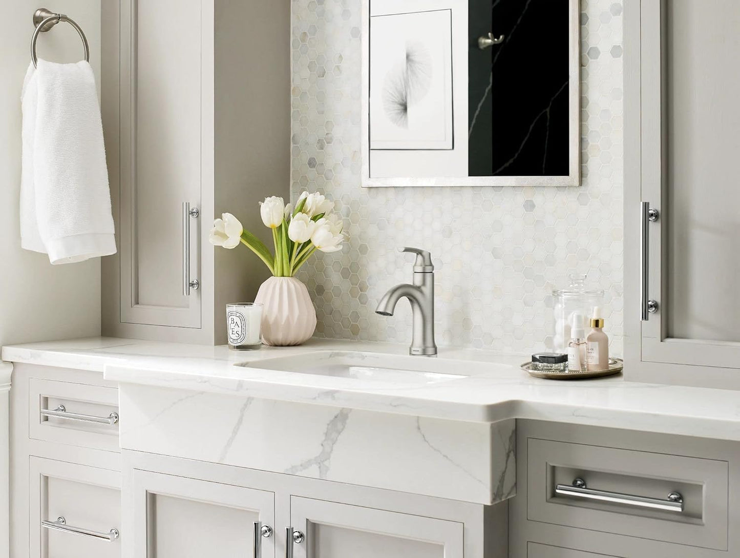 NEW - Moen Wellton Single-Handle Spot Resist Brushed Nickel Bathroom Faucet, One Hole Bathroom Sink Faucet with Optional Deck Plate and Drain Assembly, 84980SRN - Retail $59