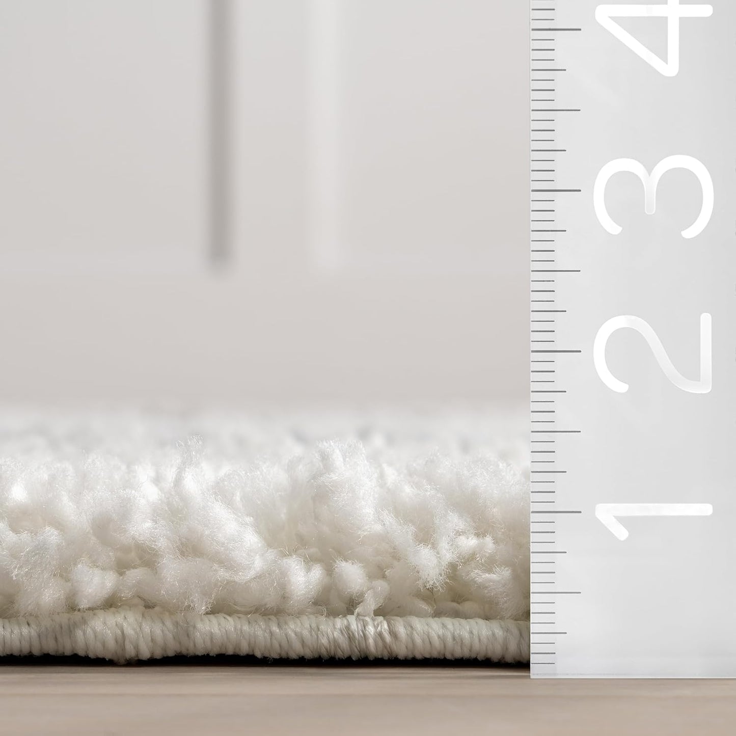 NEW - nuLOOM  7x9 Tess Moroccan Shag Area Rug - Shag Area Rug Modern/Contemporary White/Grey Rugs for Living Room Bedroom Dining Room Nursery - Retail $89