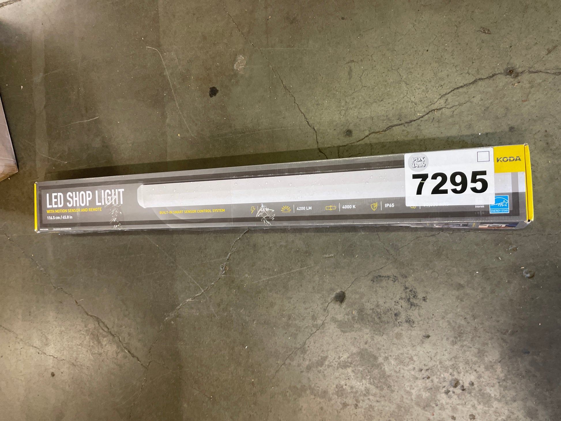 KODA LED SHOP LIGHT - Retail $34