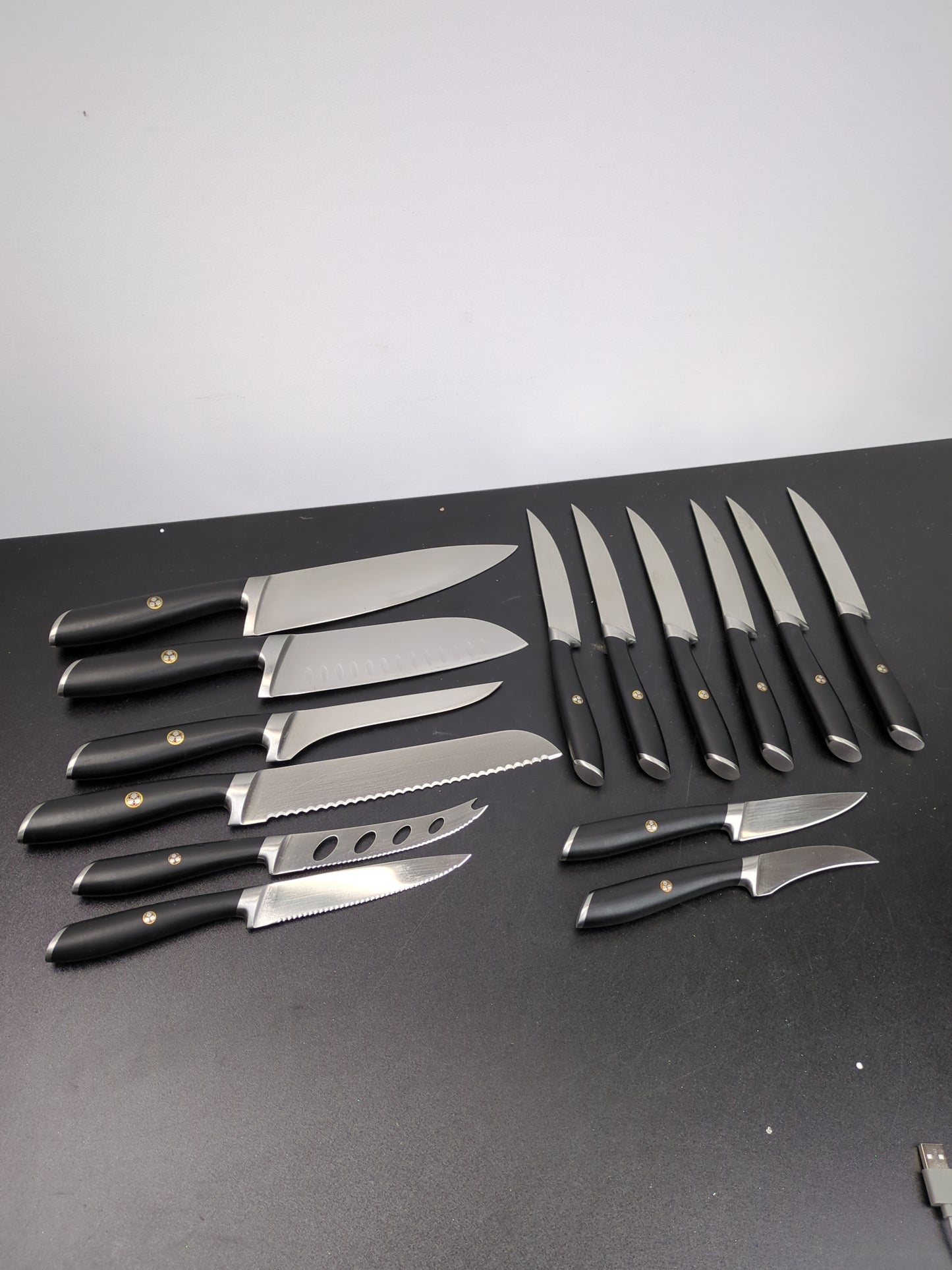 Cangshan L Series 17-Piece Shan German Steel Forged Knife Set - Retail $269