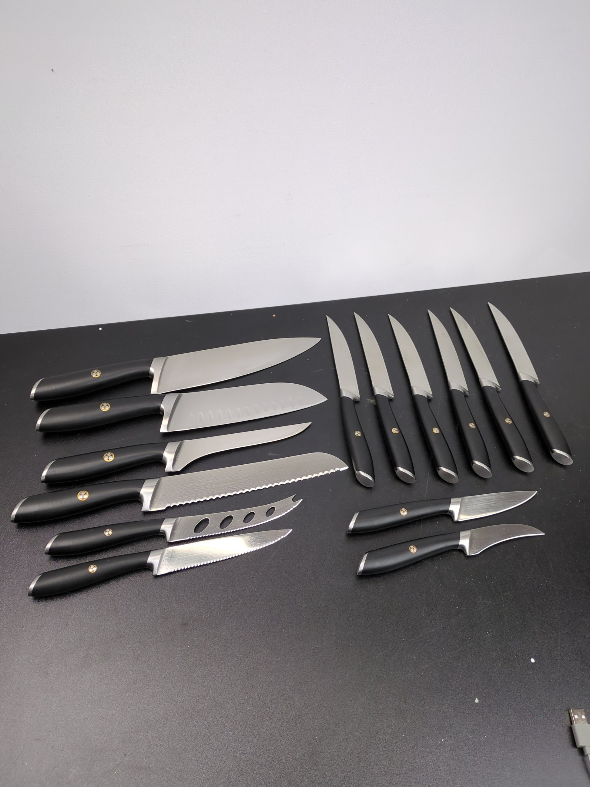 Cangshan L Series 17-Piece Shan German Steel Forged Knife Set - Retail $269