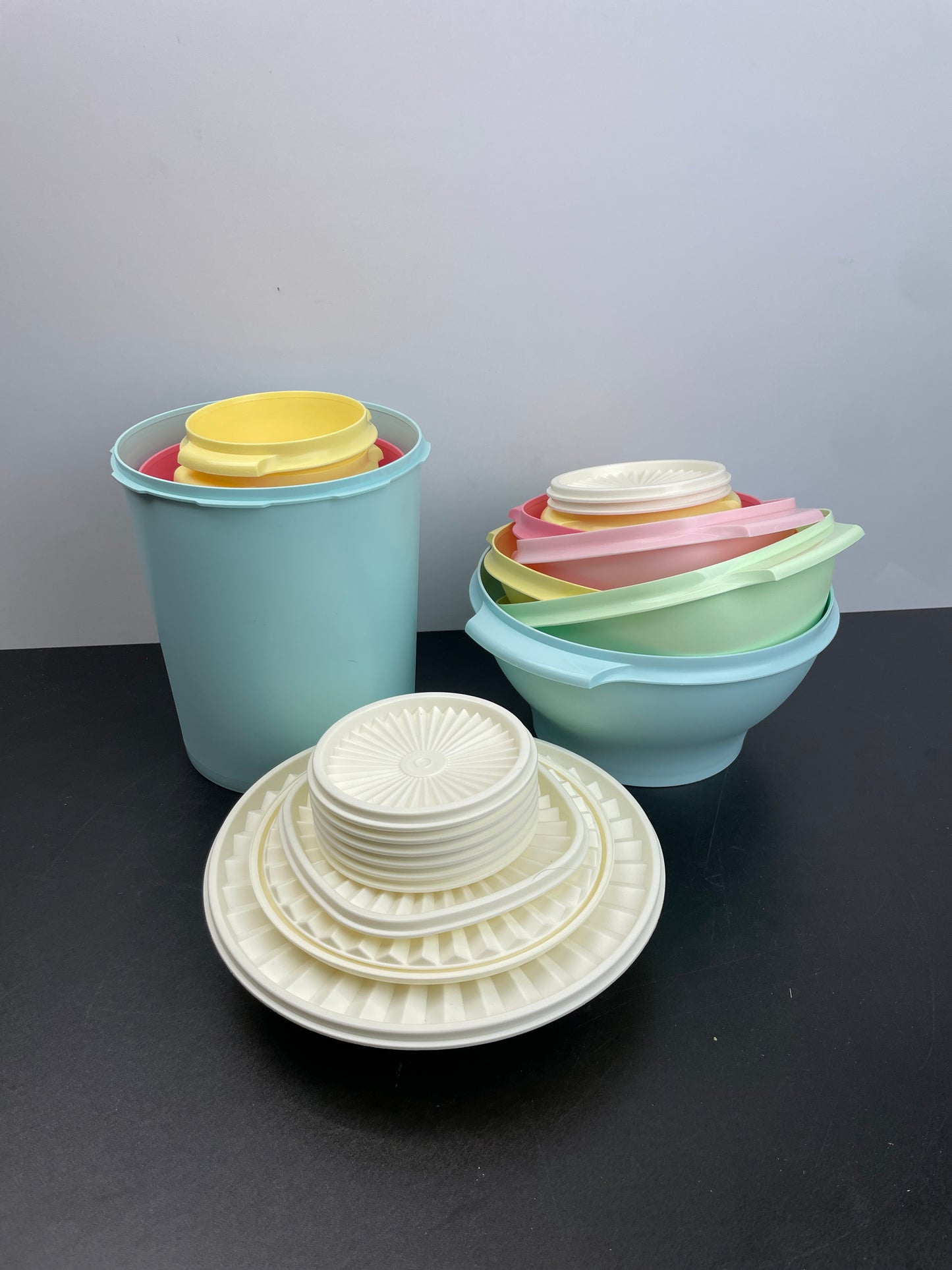 TUPPERWARE 32PC FOOD - Retail $69