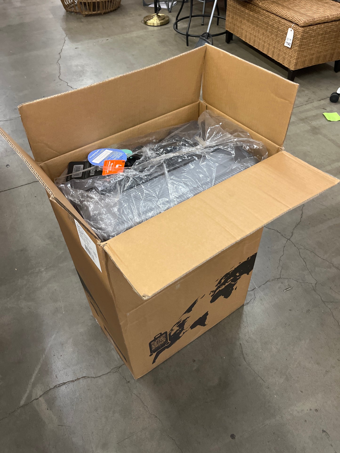 NEW - Traveler's Choice Grey Granville II 2-piece Hardside Spinner Luggage Set