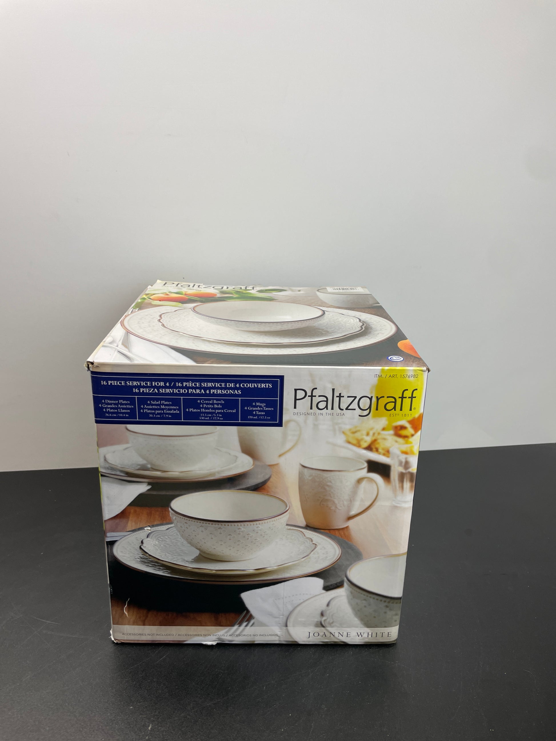 PFALTZGRAFF DINNER SET - Retail $49