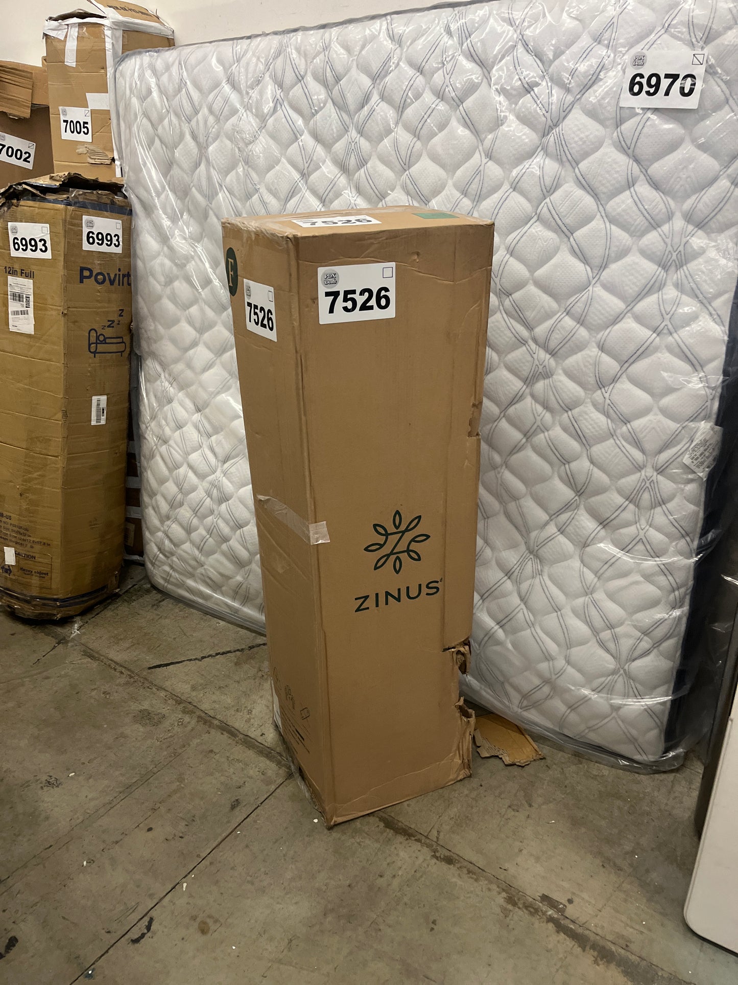 ZINUS Cooling Essential Memory Foam Mattress, Full, White - Retail $295