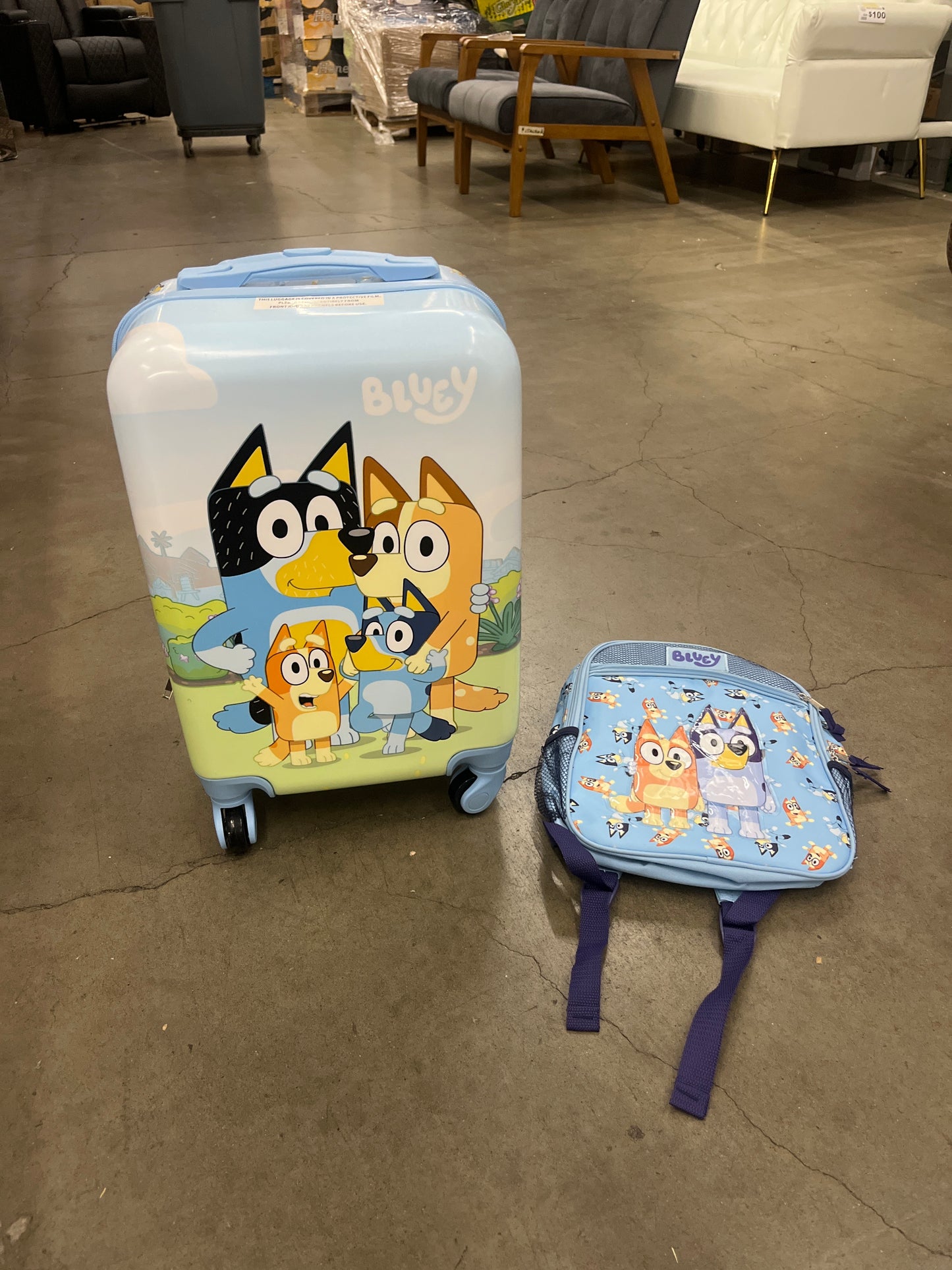 Kids Bluey Carry-on Spinner & Backpack Luggage Set - Retail $60