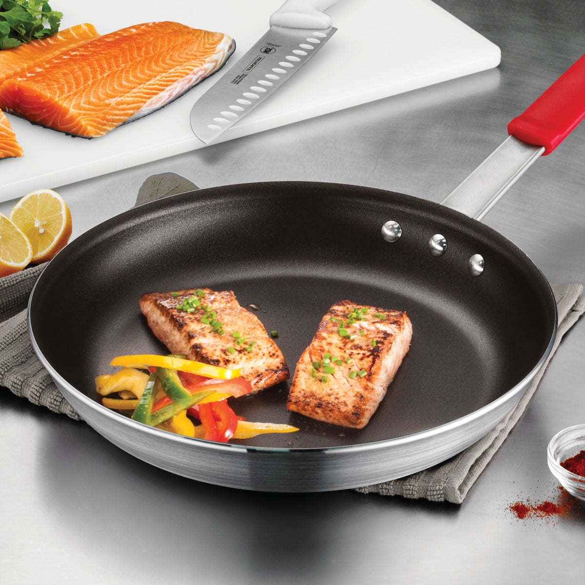 Tramontina Professional 12" Restaurant Fry Pan, Nonstick Aluminum - Retail $29