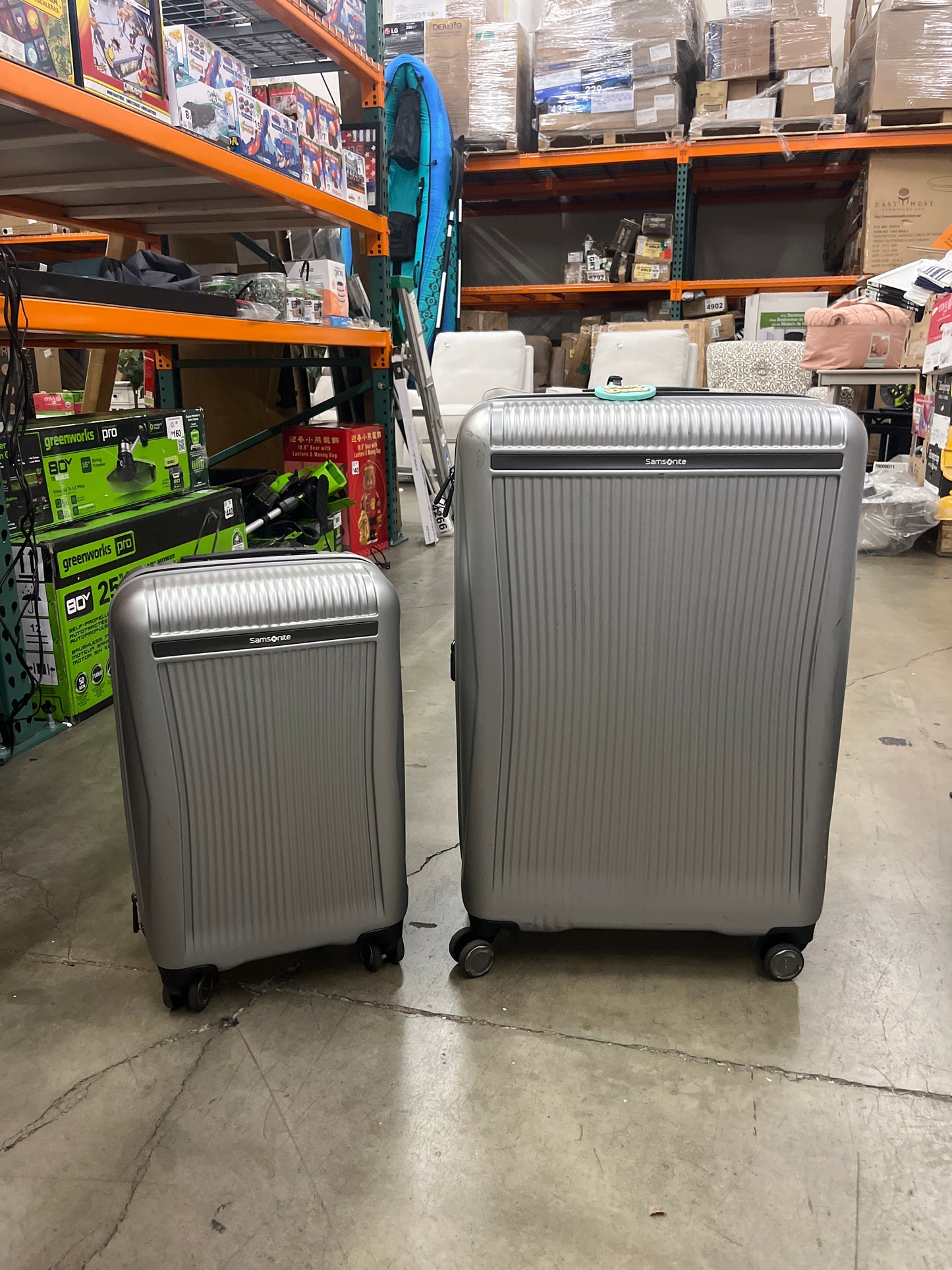 Samsonite Blackstone Silver 2-piece Hardside Expandable Spinner Luggage Set