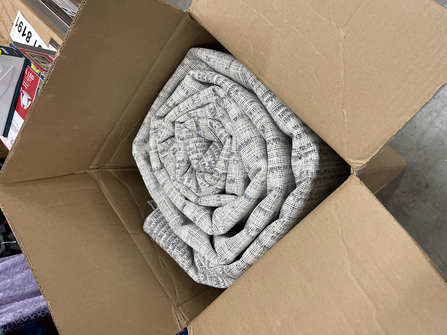 ORAYA MANNIE ABSTRCT 9X13 - Retail $469