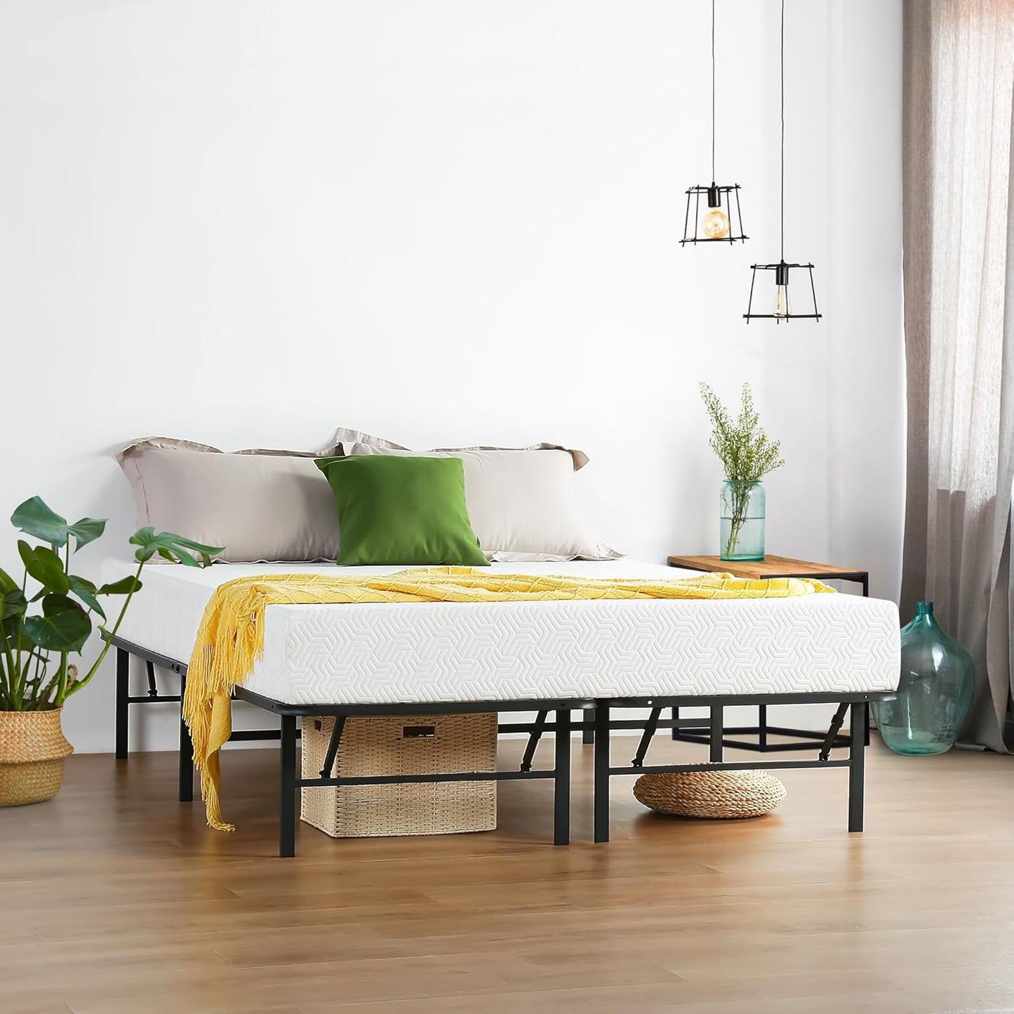 NEW - PrimaSleep 14 Inch Foldable Heavy Duty Metal Bed Frame/Under-Bed Storage/Comfortable Base Bed Frame/No noise/Black/Full - Retail $65