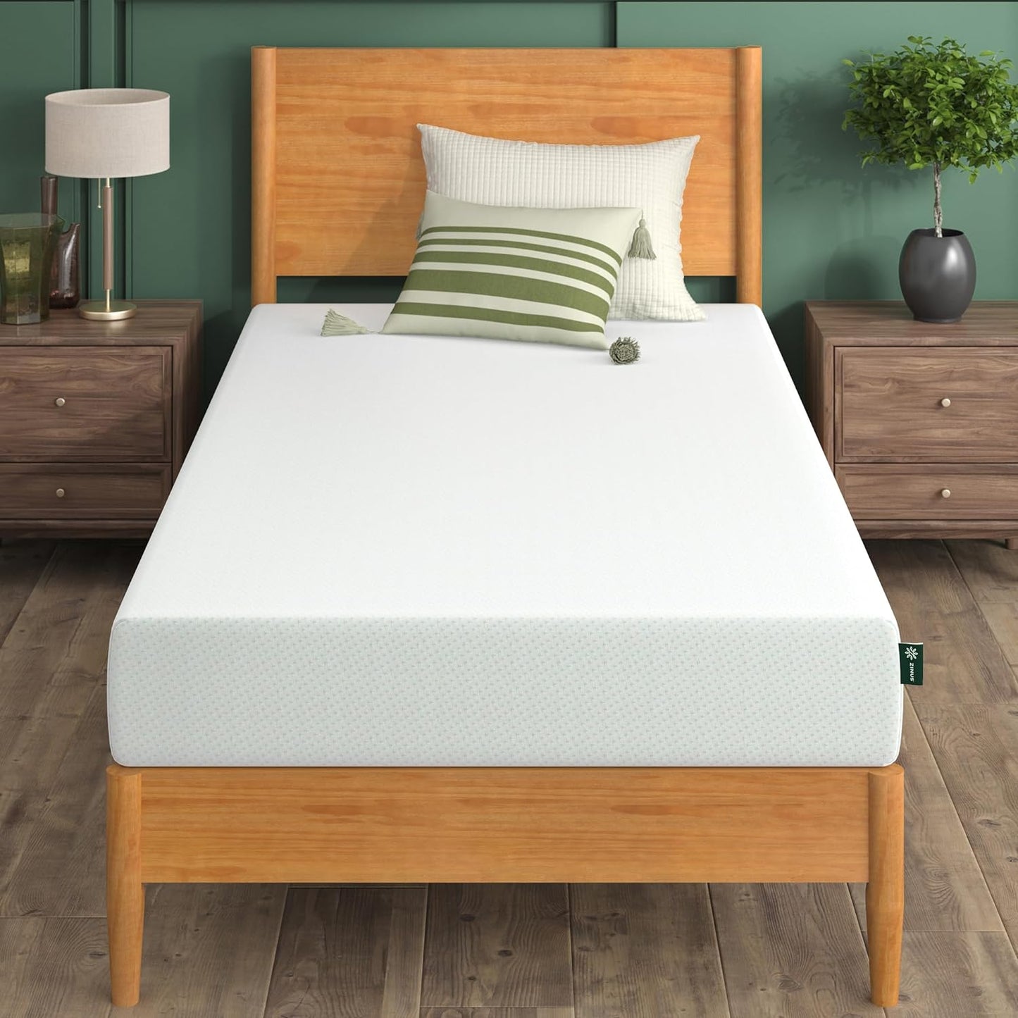 NEW - ZINUS Twin XL 8 Inch Green Tea Memory Foam Mattress / Patented Custom Contour Support / Sturdy Base Foam/ CertiPUR-US Certified / Bed-in-a-box , Twin XL, White - Retail $185