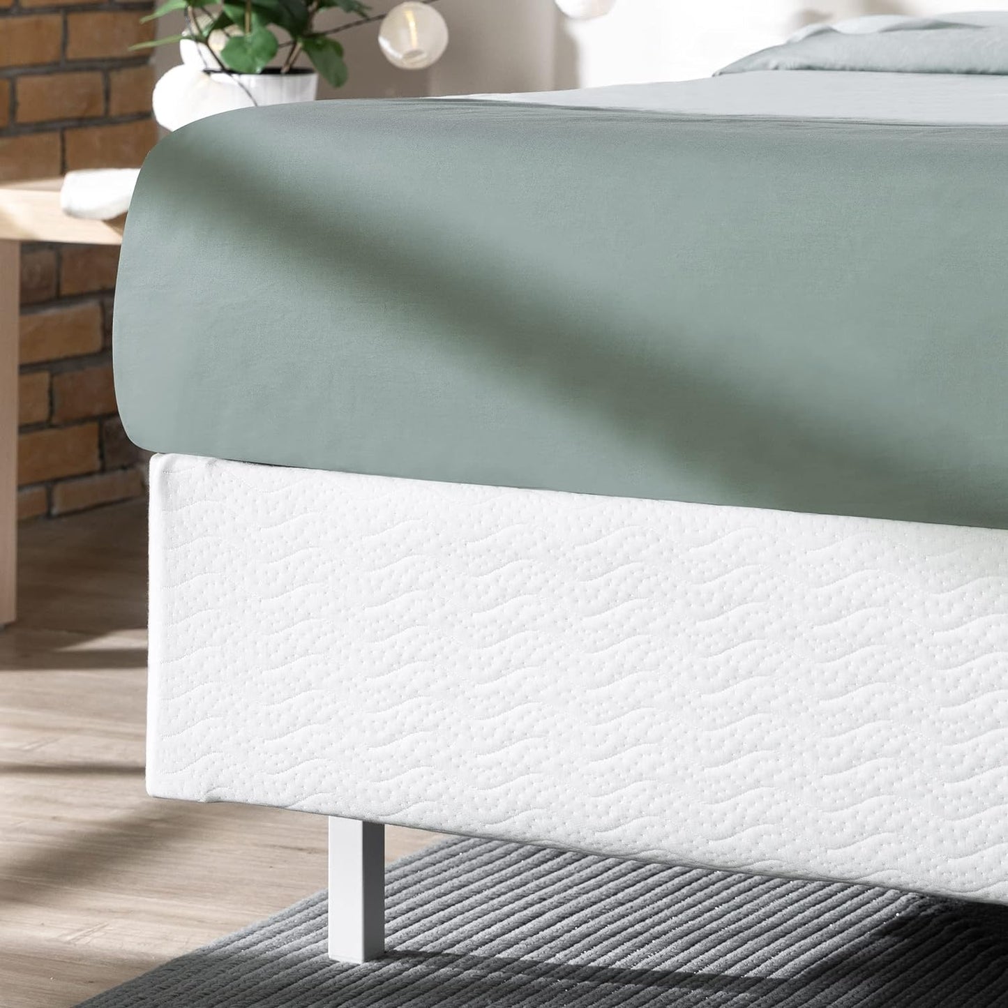 NEW - ZINUS QUEEN 9 Inch Metal Smart Box Spring with Quick Assembly - Retail $139